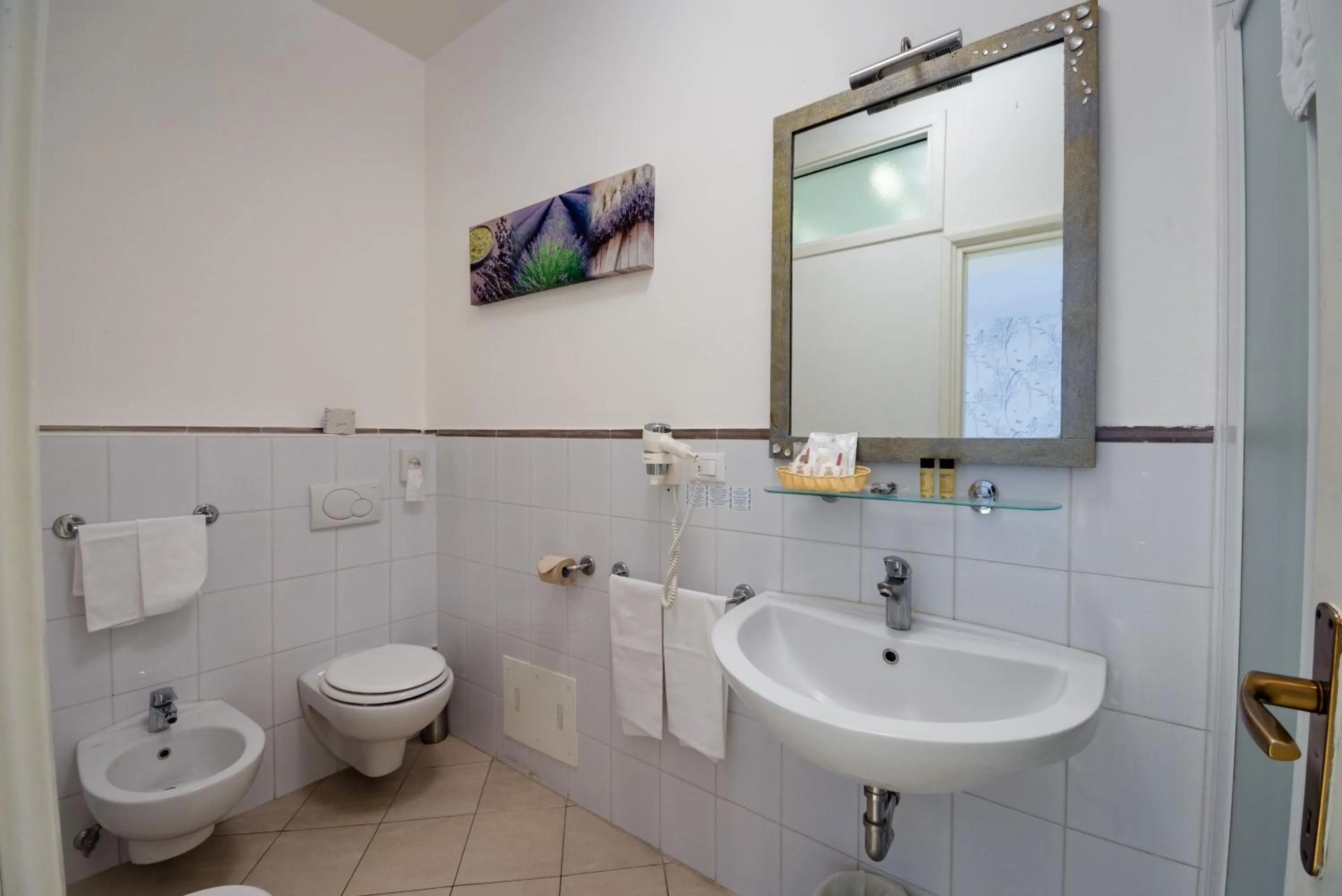 Bathroom in Hotel Centrale