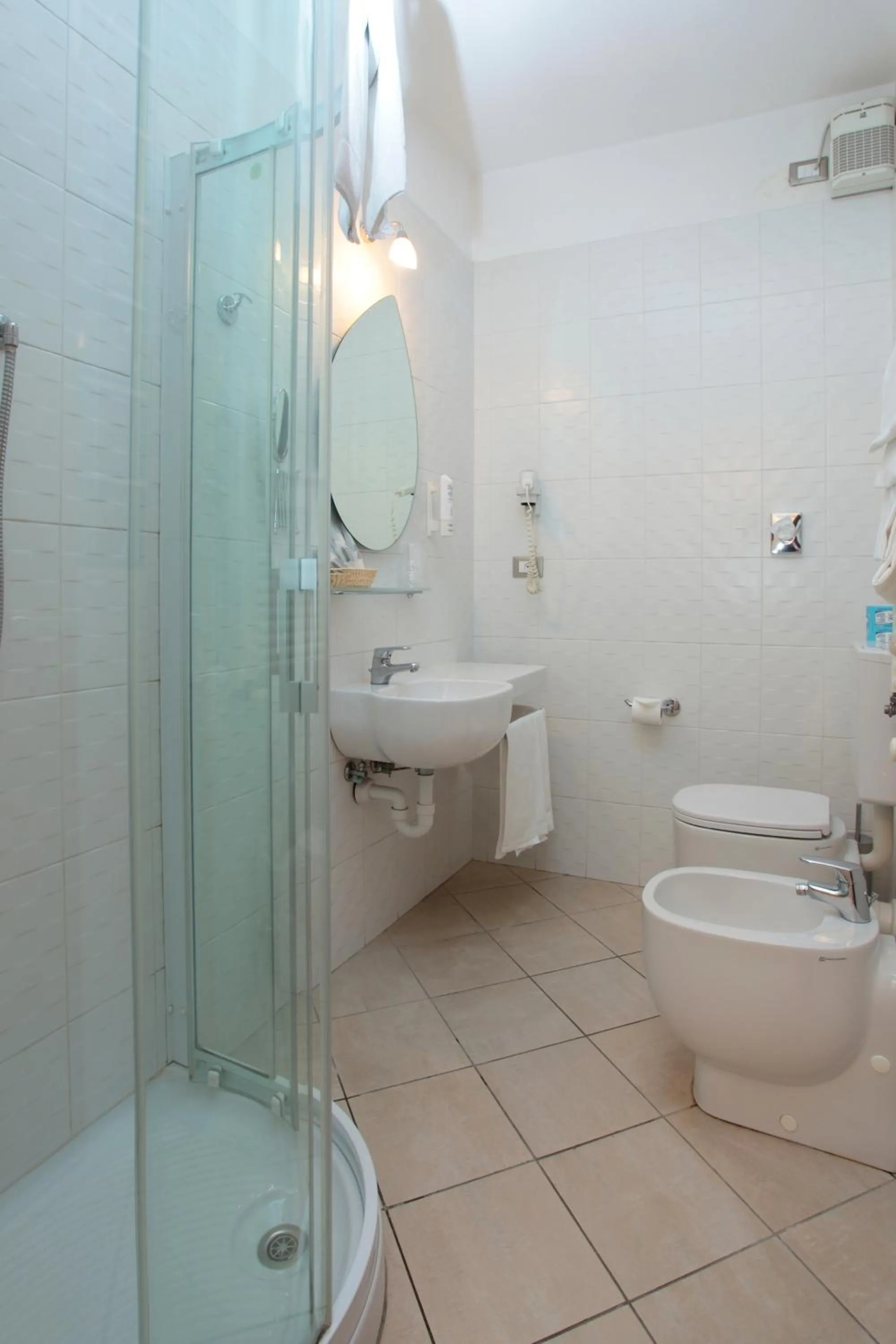 Bathroom in Hotel Centrale