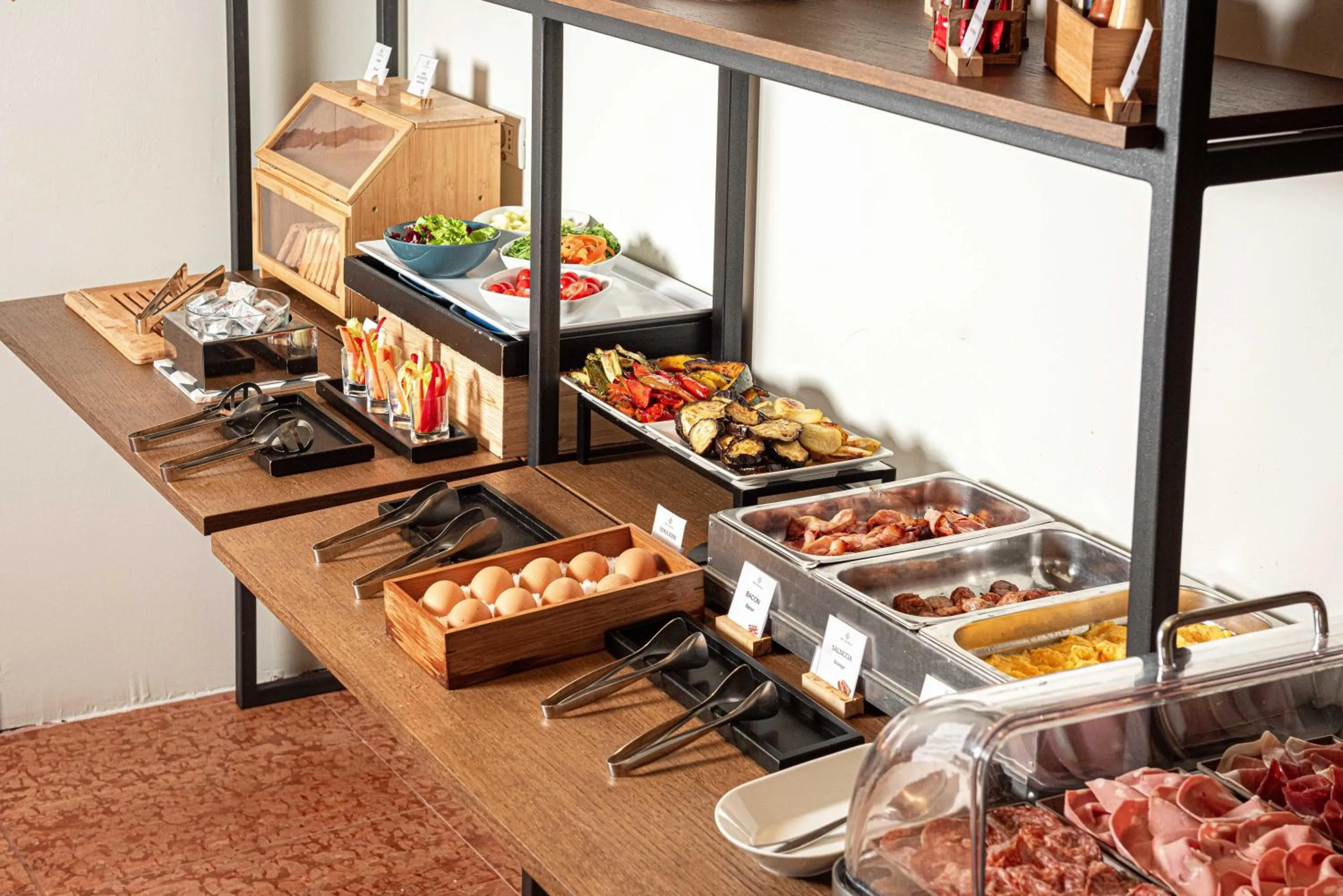 Breakfast in Phi Hotel Bologna