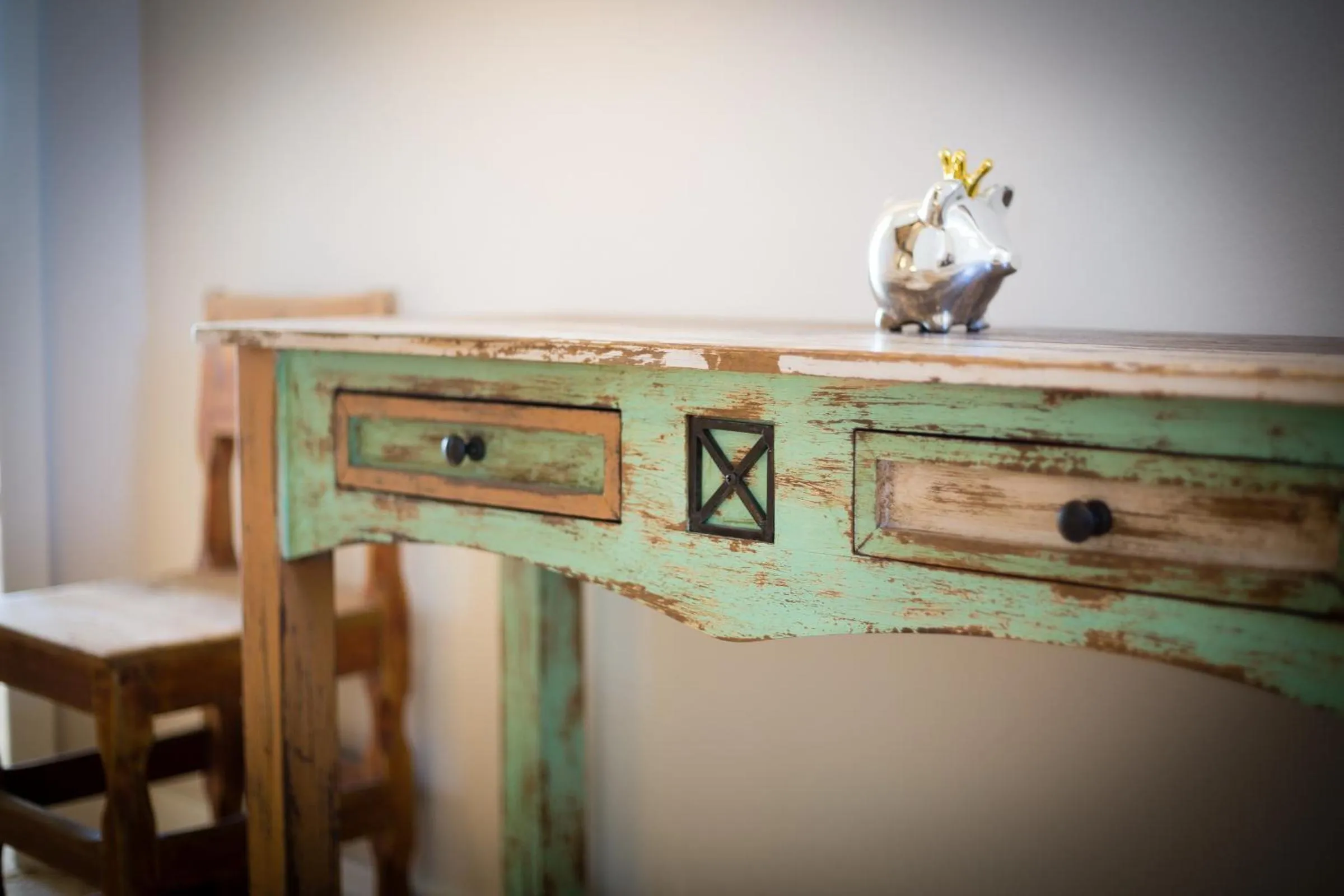 Decorative detail in Hues Minde