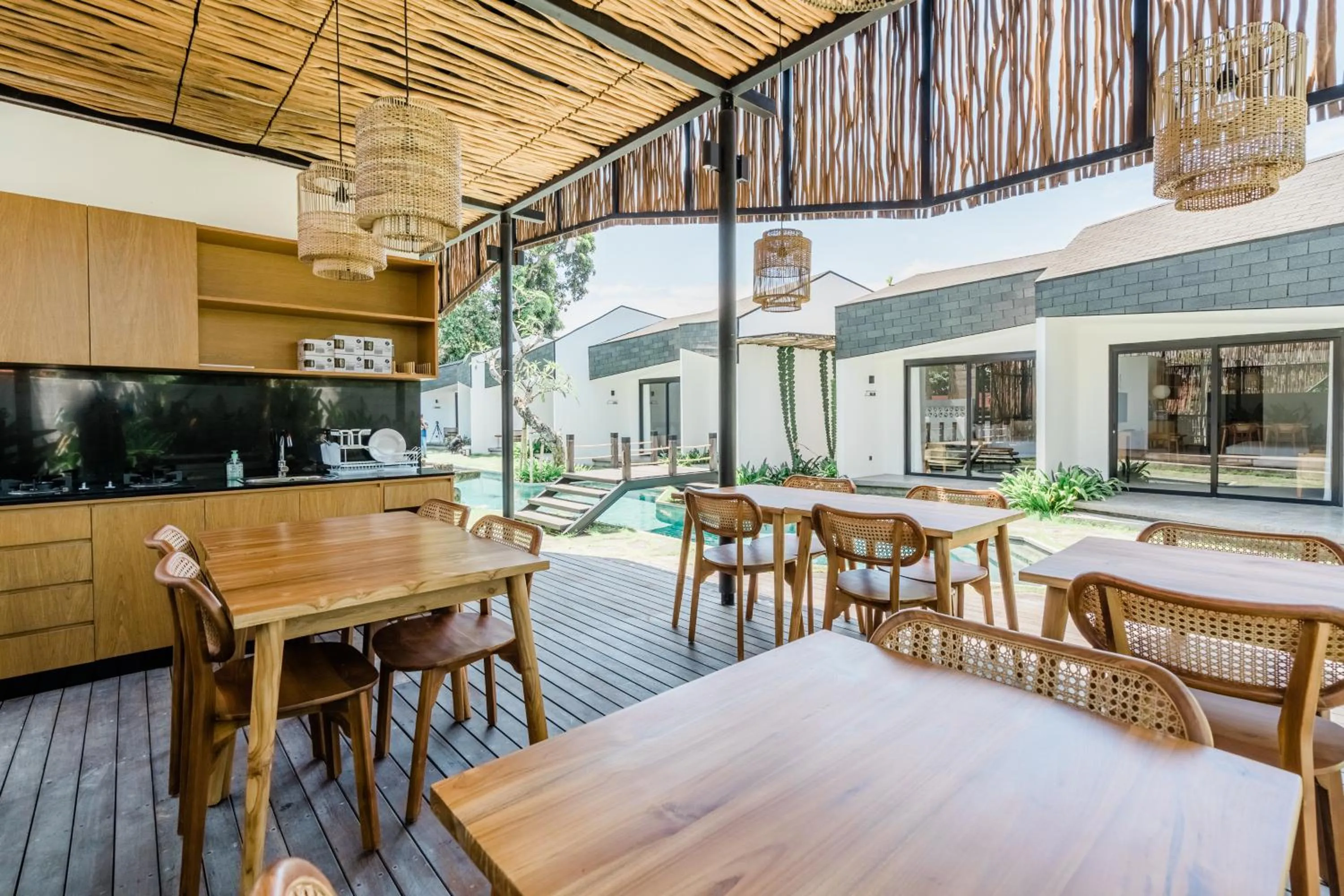 Kitchen or kitchenette in The Wave