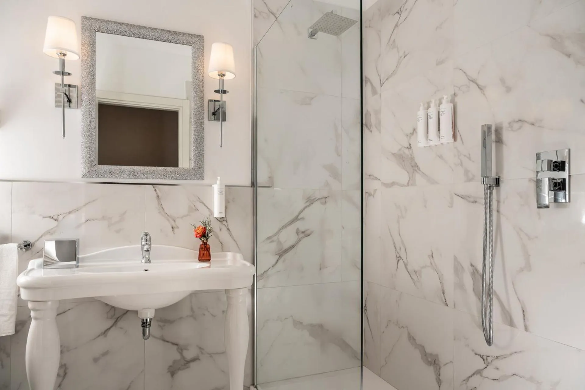 Bathroom in Albergo Rossini 1936 - Small & Charming