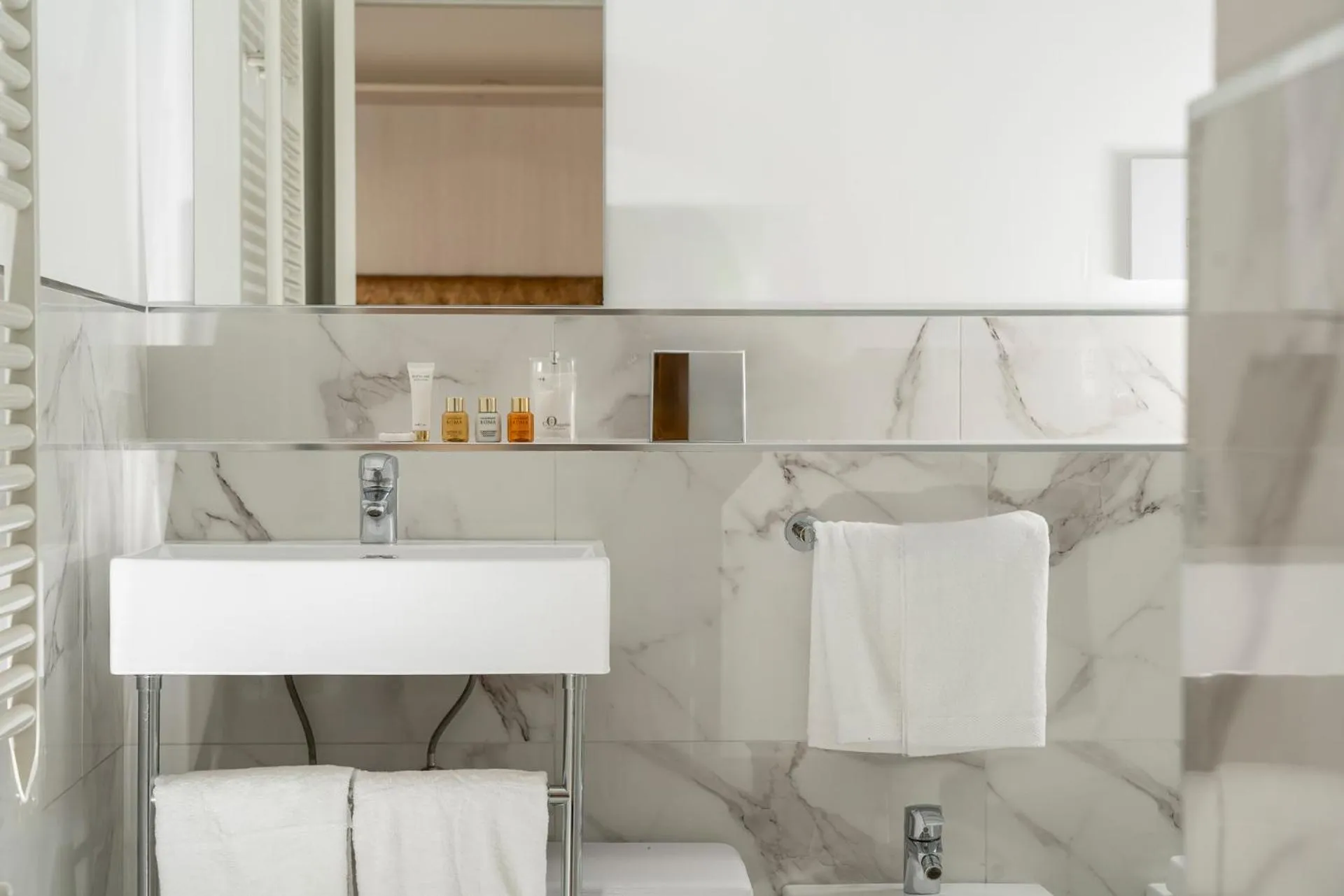 Bathroom in Albergo Rossini 1936 - Small & Charming