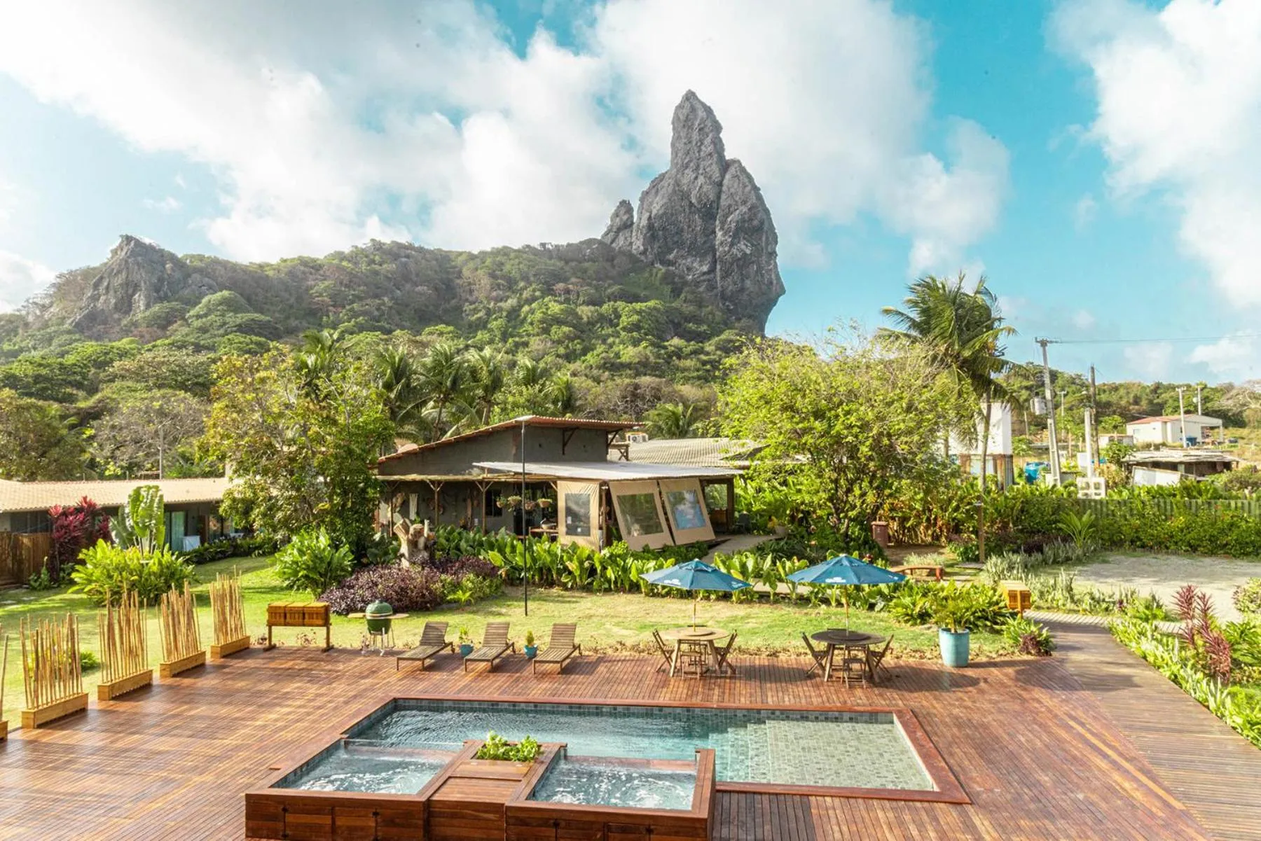 Swimming pool in Pousada Moana