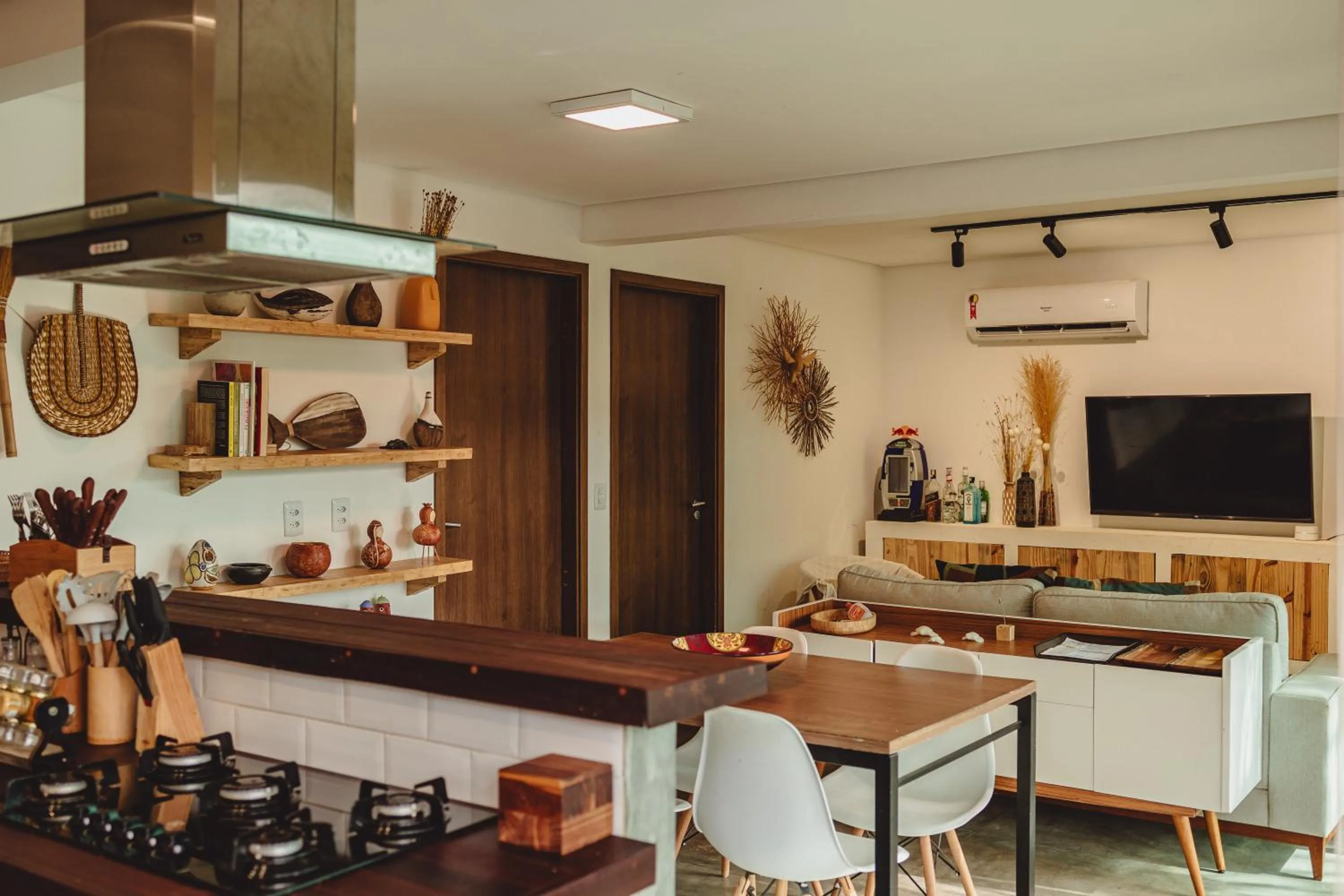 Two-Bedroom Apartment in Pousada Moana