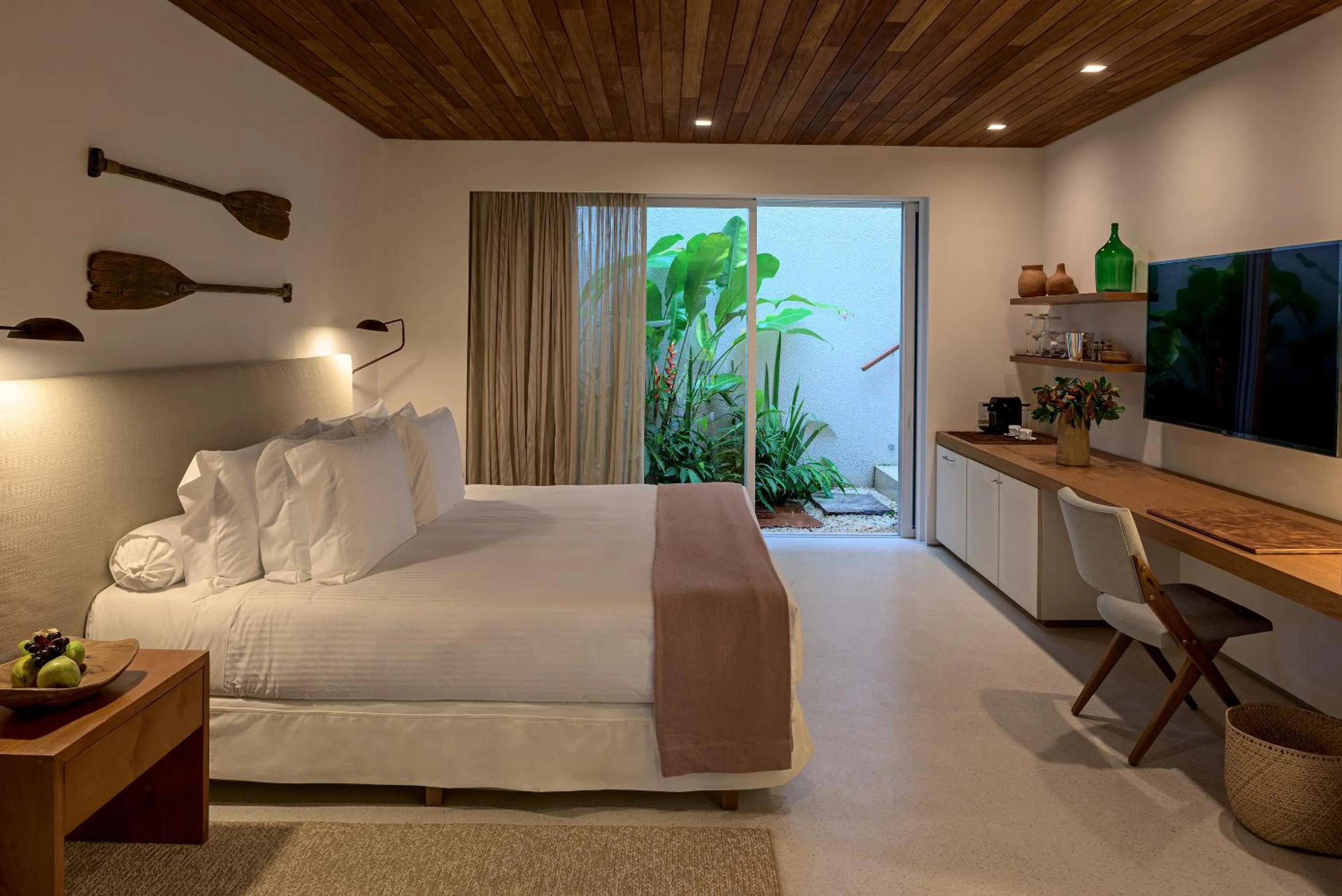 Photo of the whole room, Bed in Hotel Fasano Trancoso