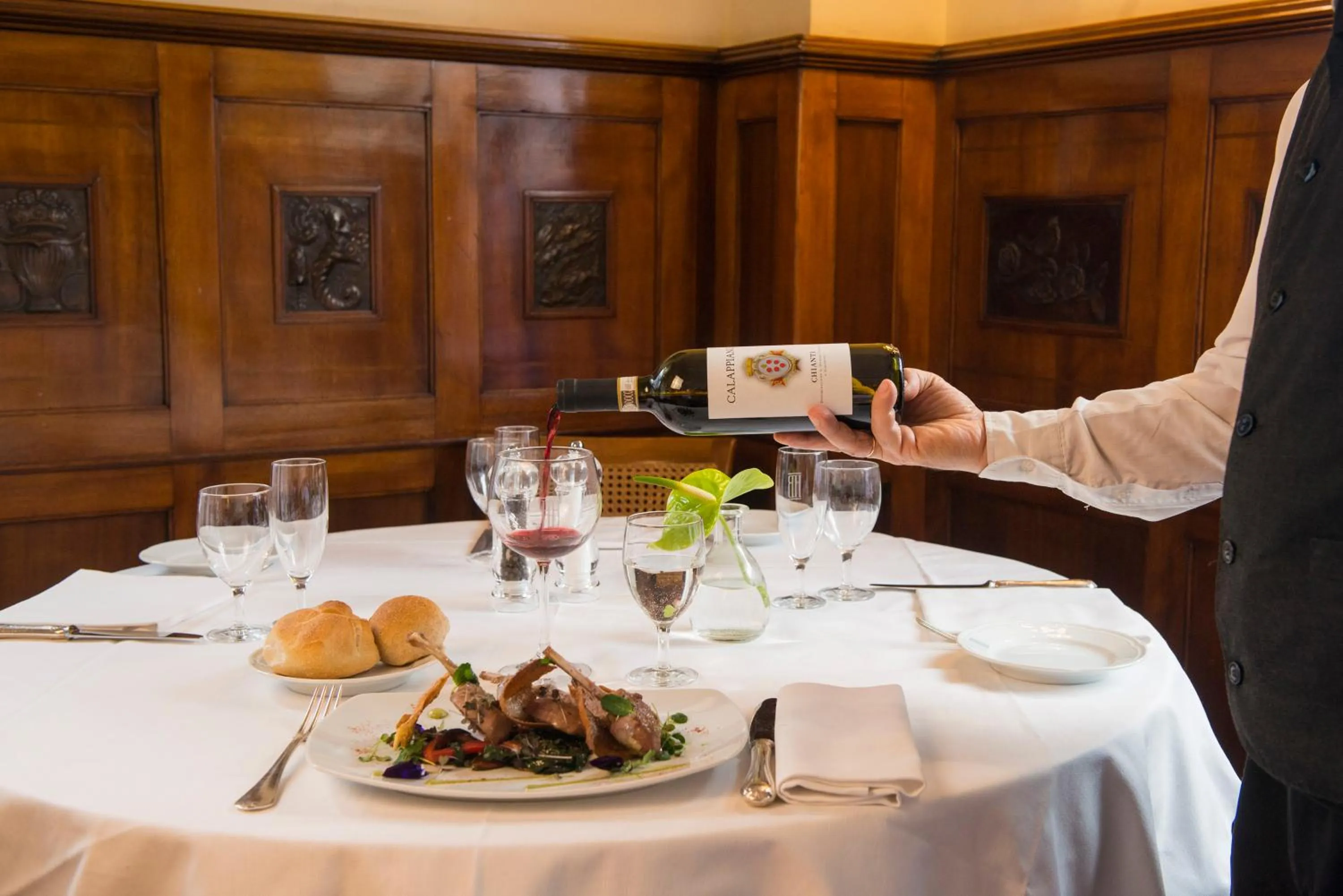 Restaurant/places to eat in Bettoja Hotel Massimo d'Azeglio