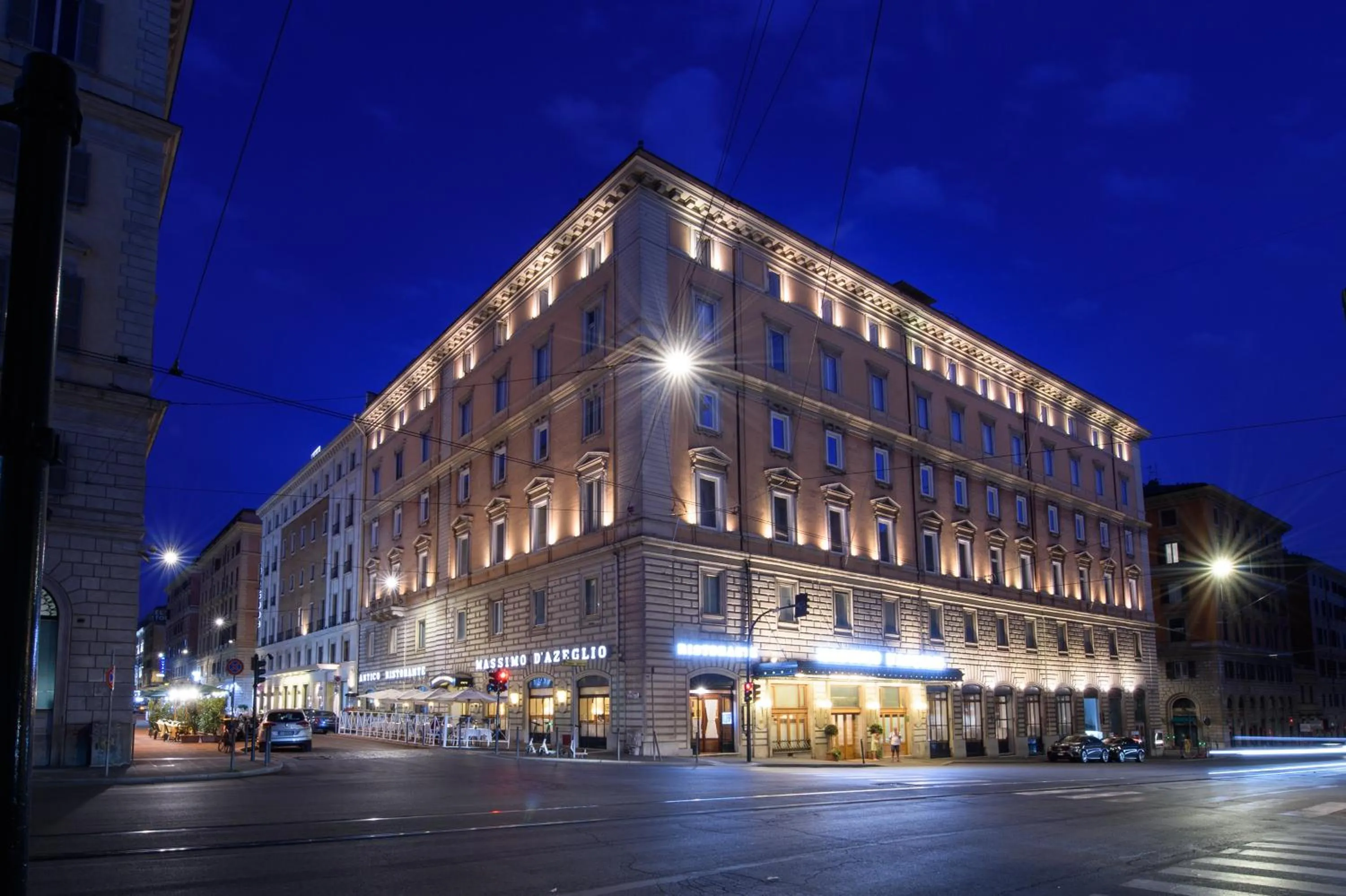 Property building in Bettoja Hotel Massimo d'Azeglio