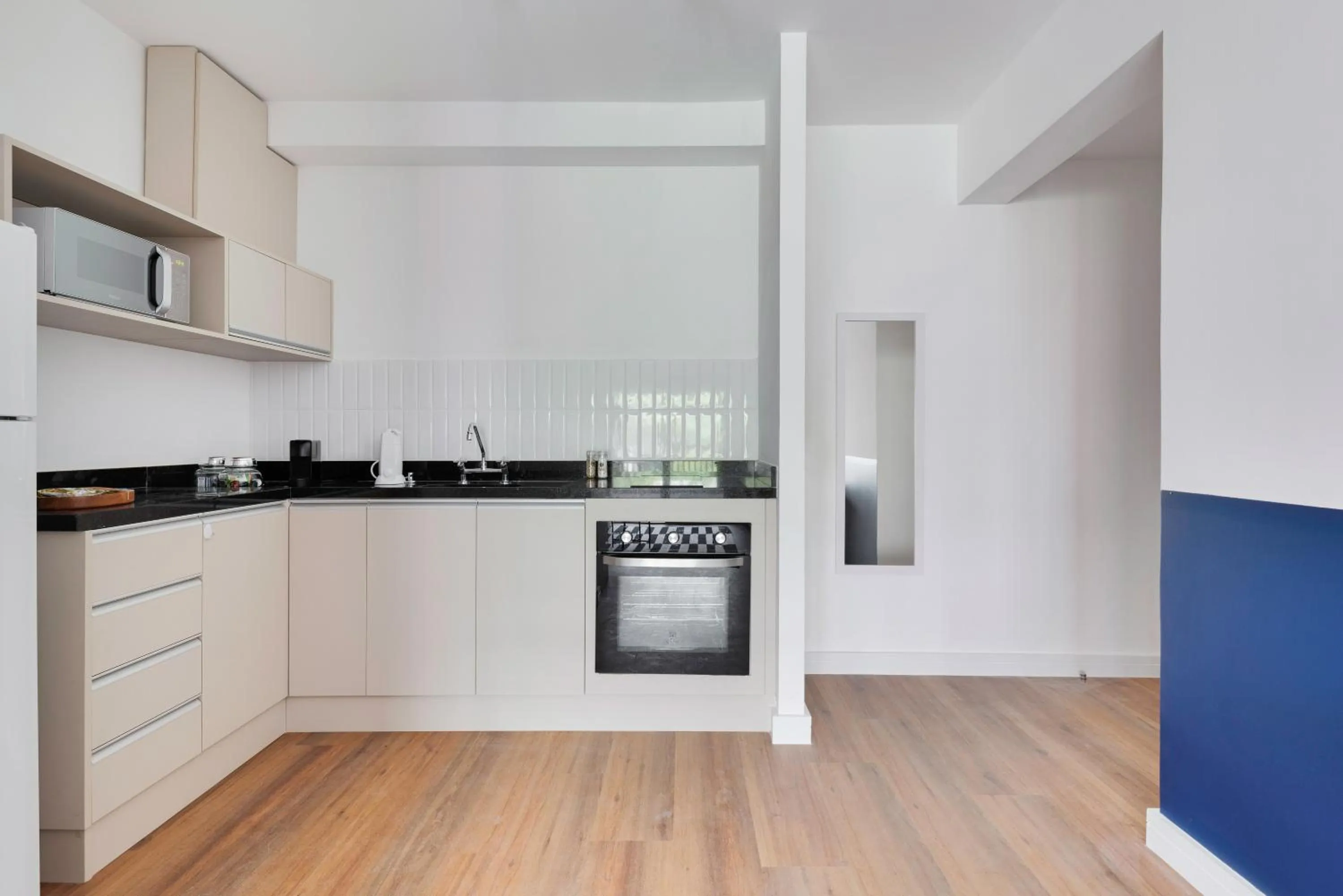 Kitchen or kitchenette in Charlie Edição Jardim Paulista