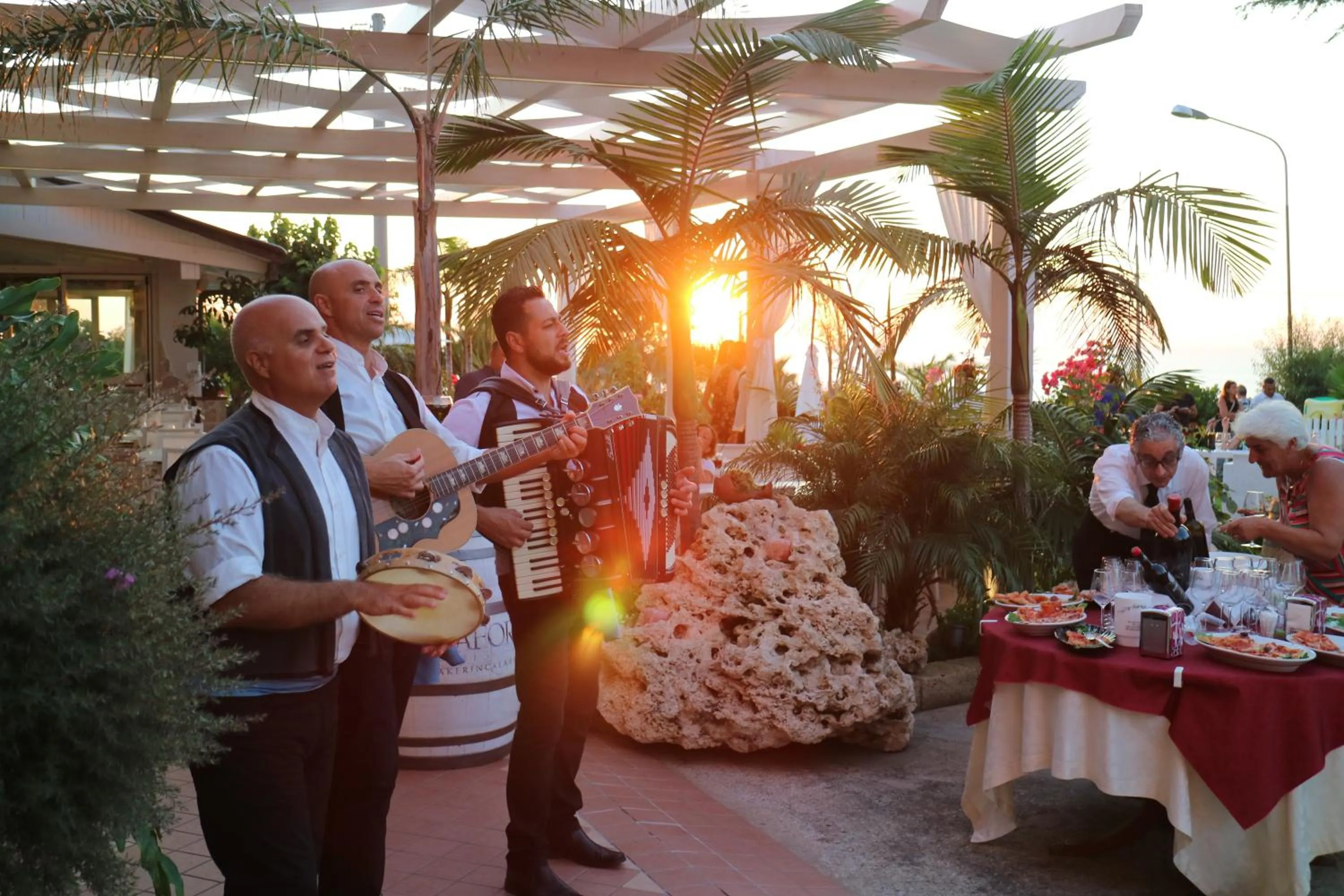 Evening entertainment in La Bussola Hotel Calabria