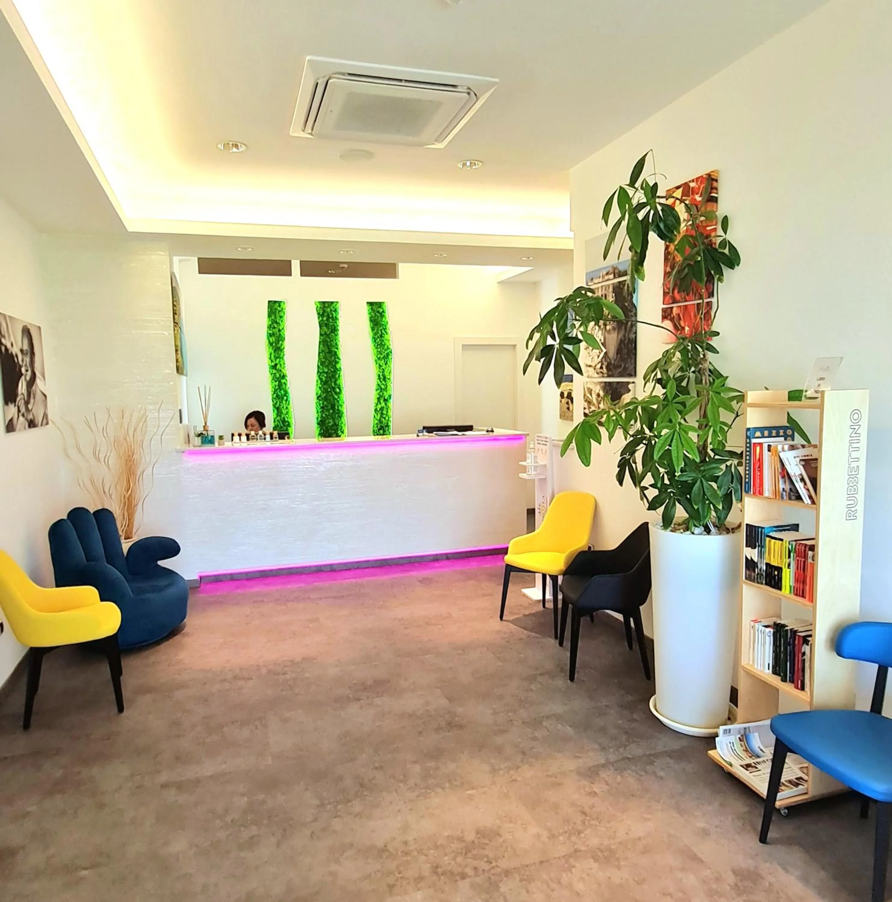 Staff in La Bussola Hotel Calabria