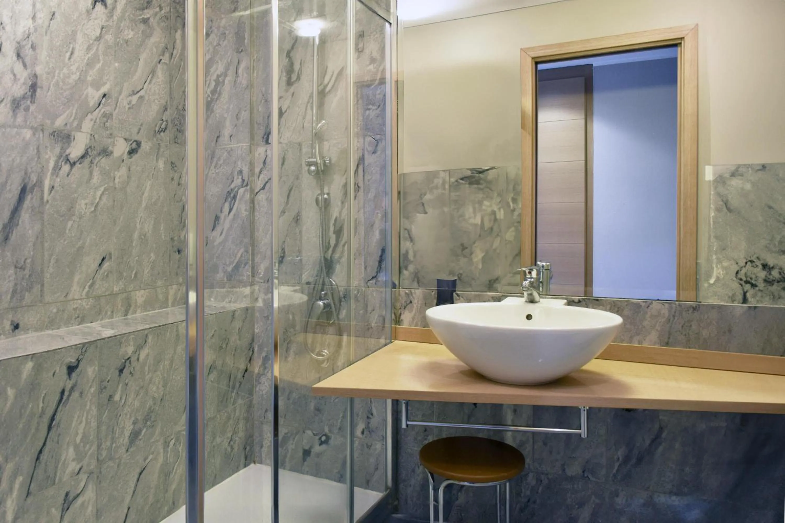 Bathroom in B&B HOTEL Milano Cologno Studios