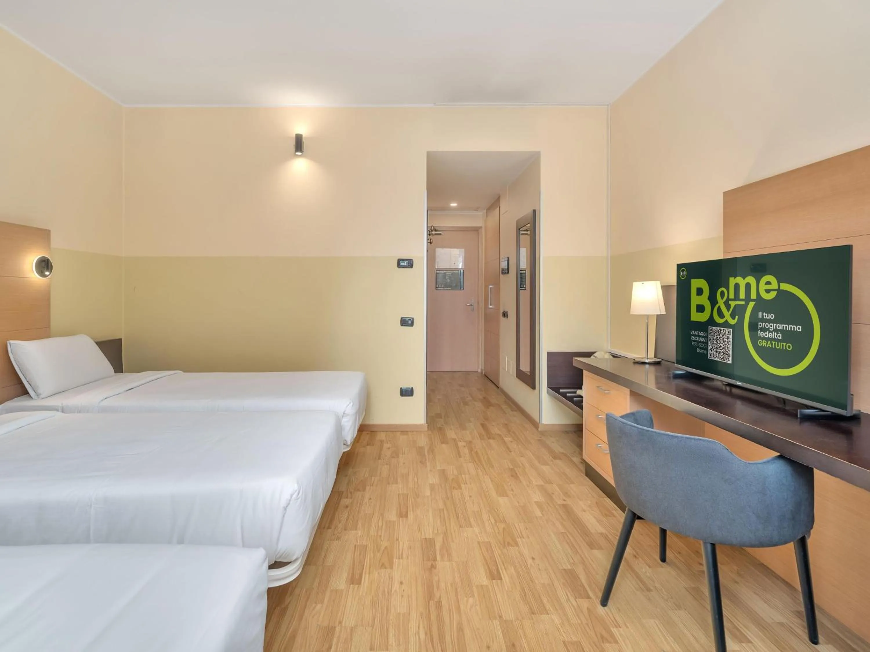 Photo of the whole room, Bed in B&B HOTEL Milano Cologno Studios