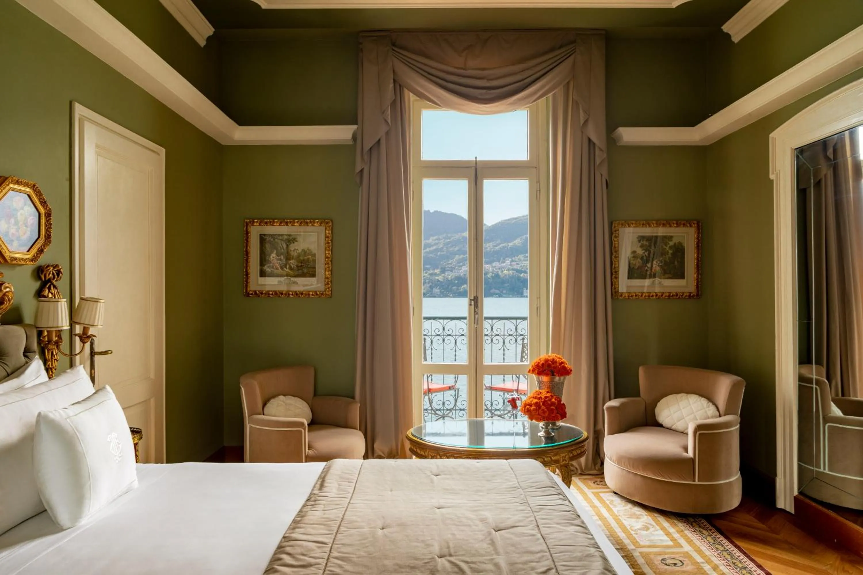 Bedroom, Bed in Grand Hotel Tremezzo