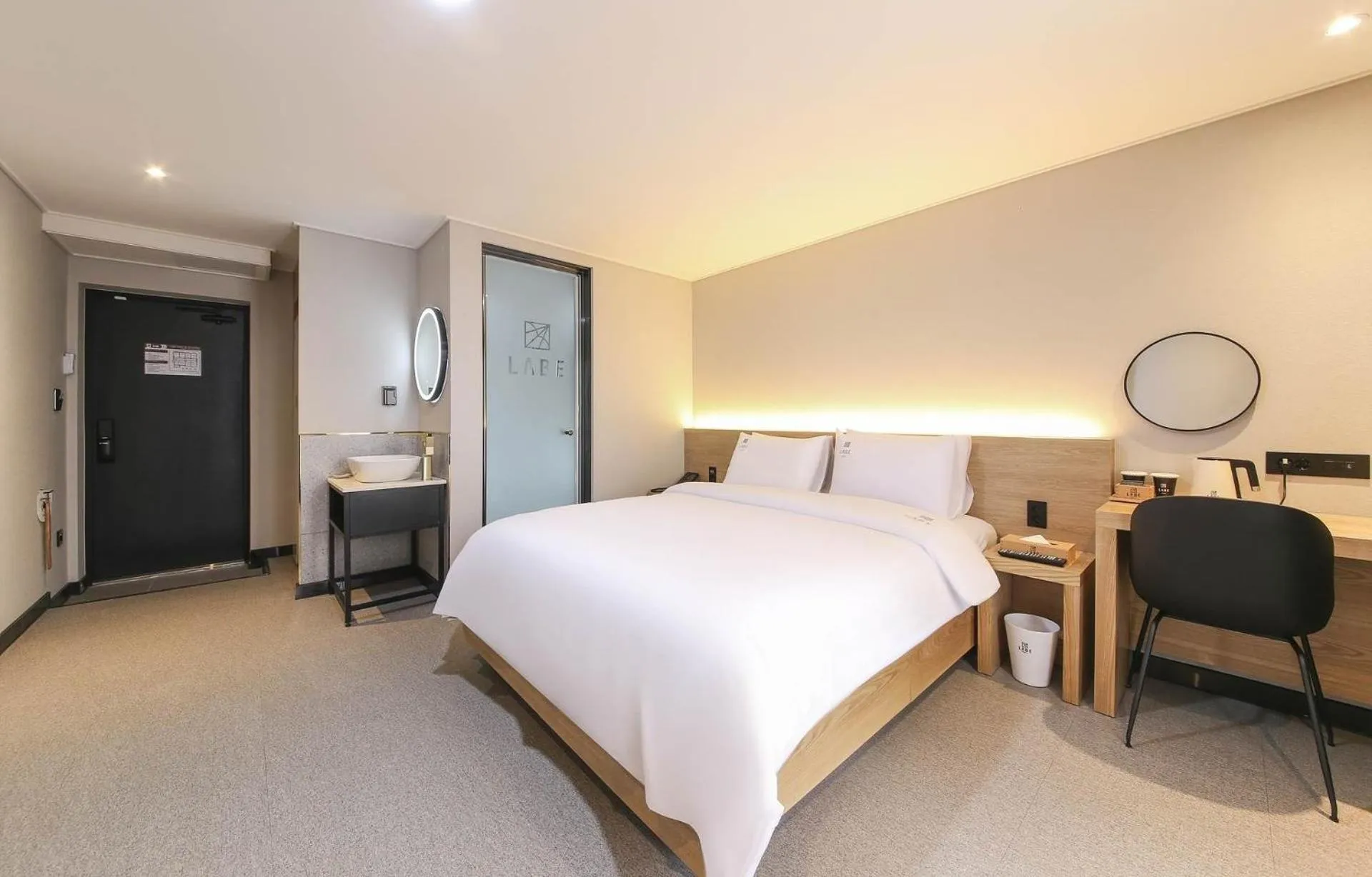 Bedroom, Bed in LABE Hotel