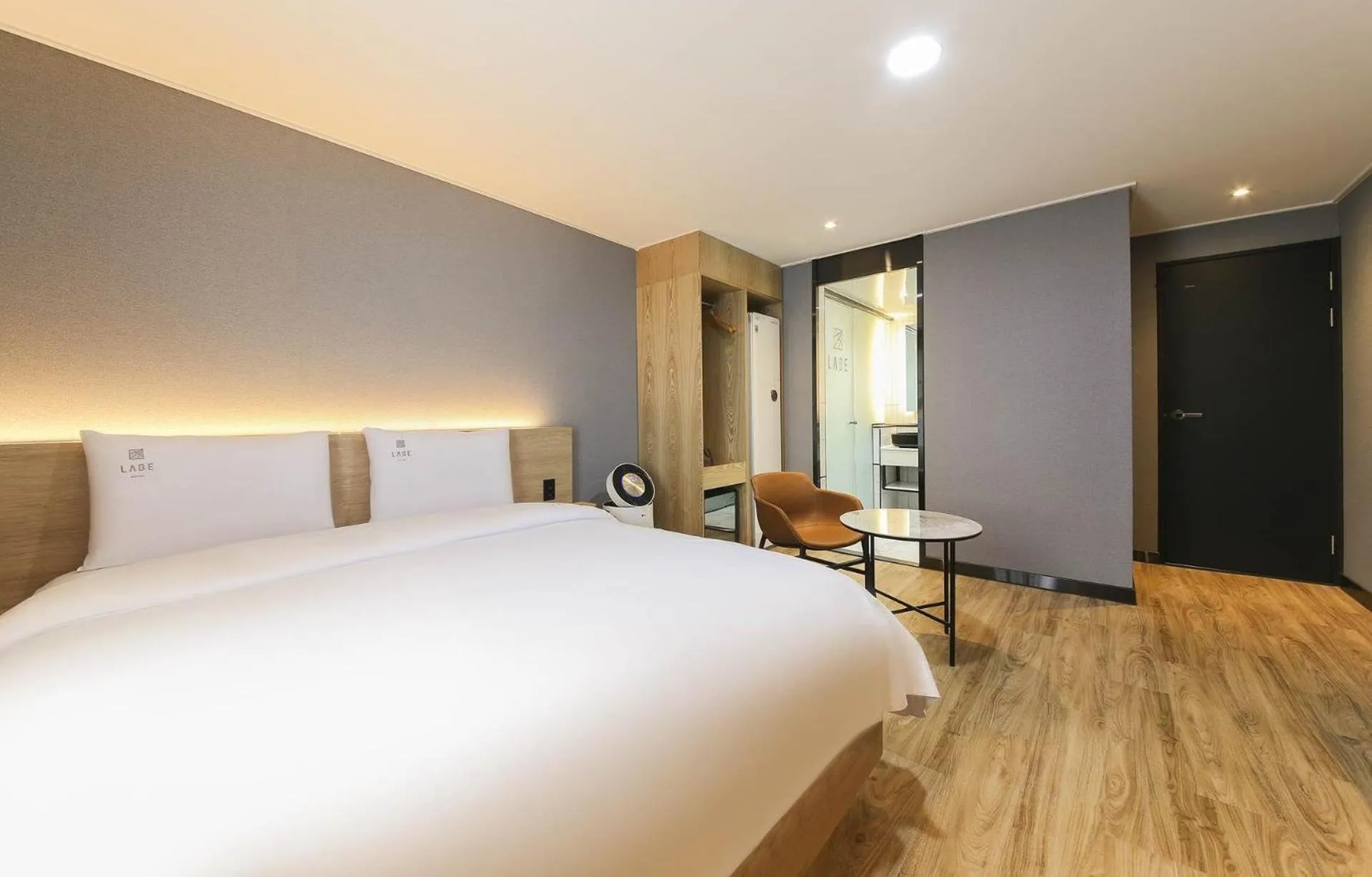Bedroom, Bed in LABE Hotel
