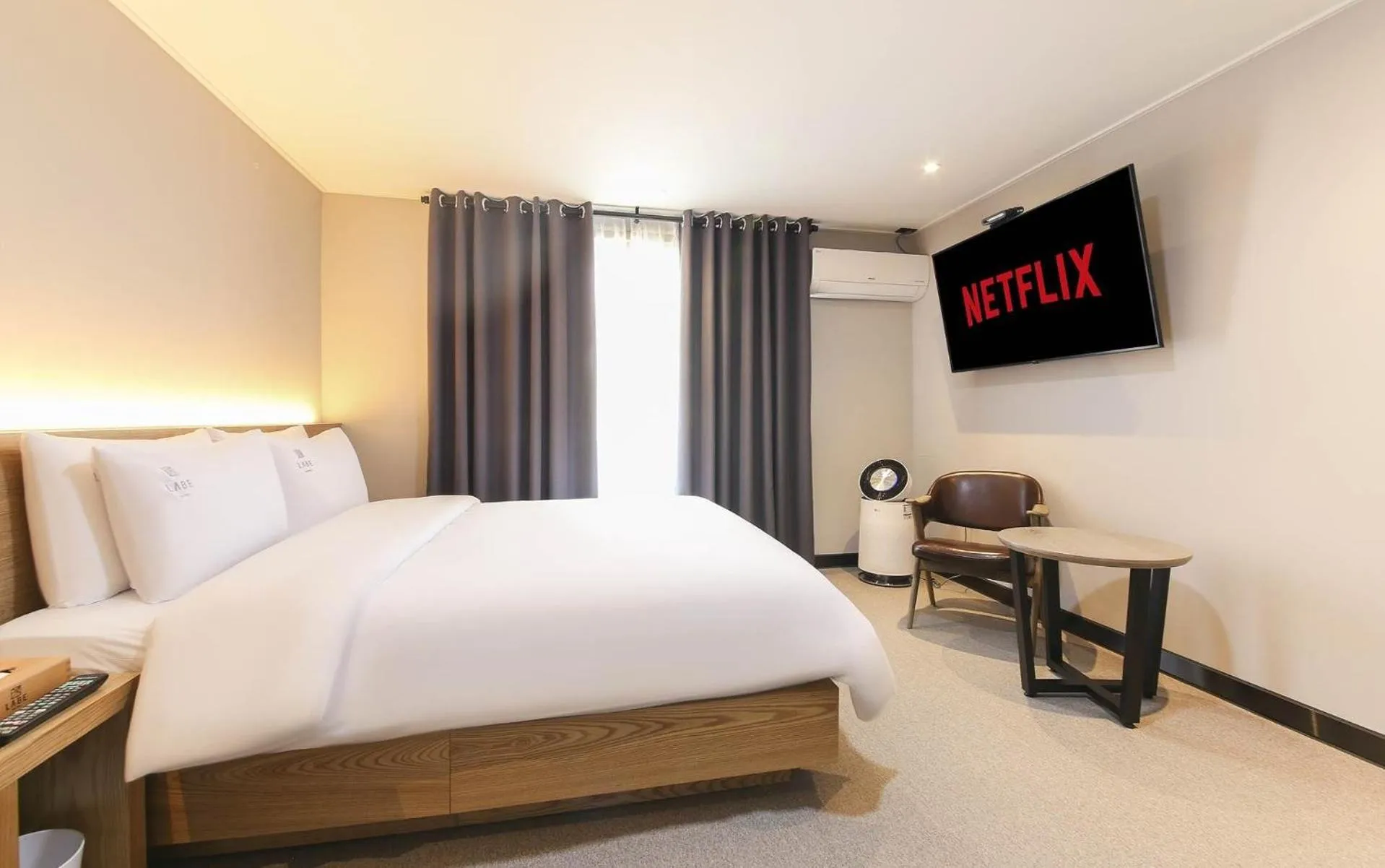 Bedroom, Bed in LABE Hotel