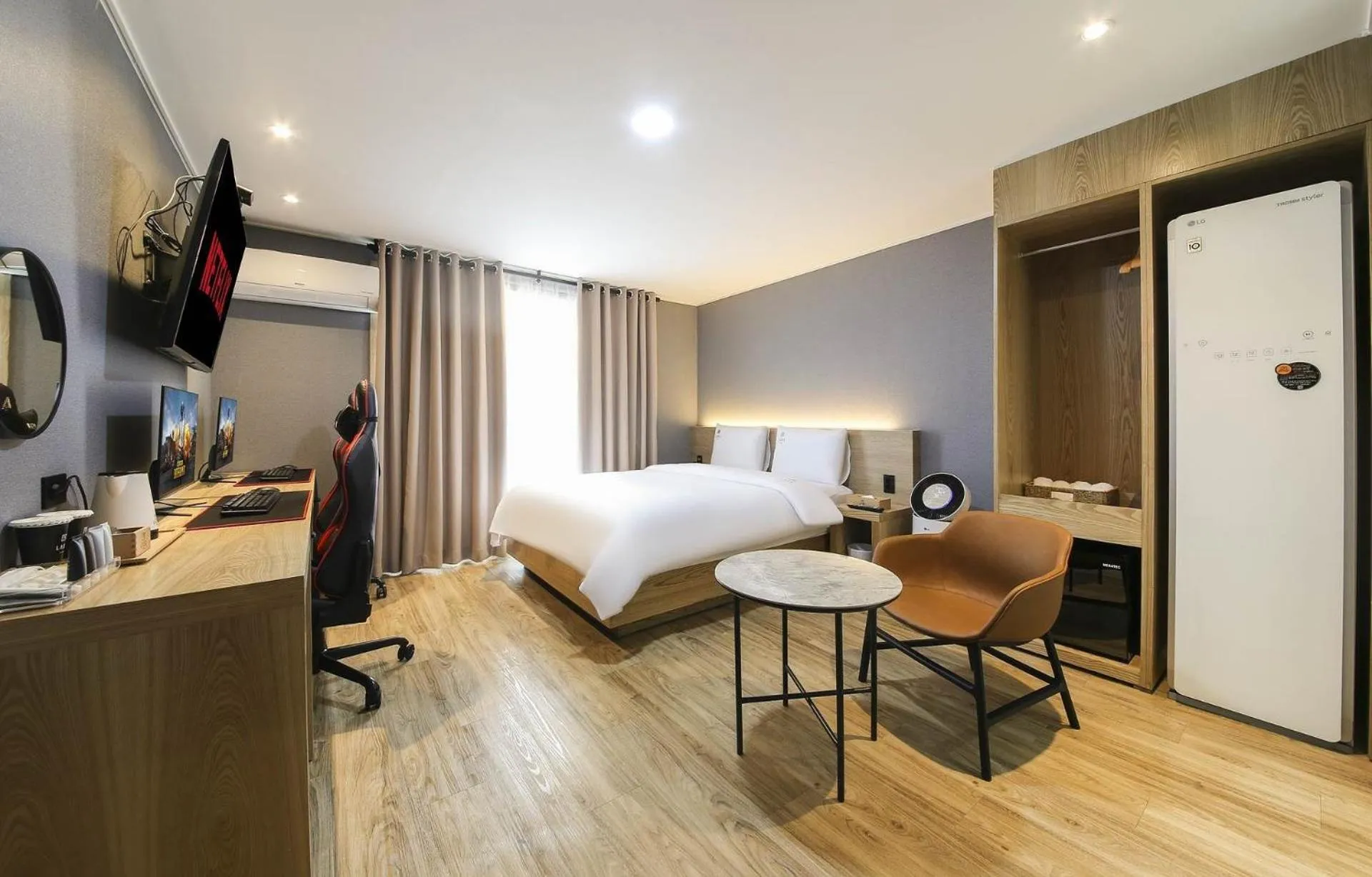 Bedroom, Bed in LABE Hotel