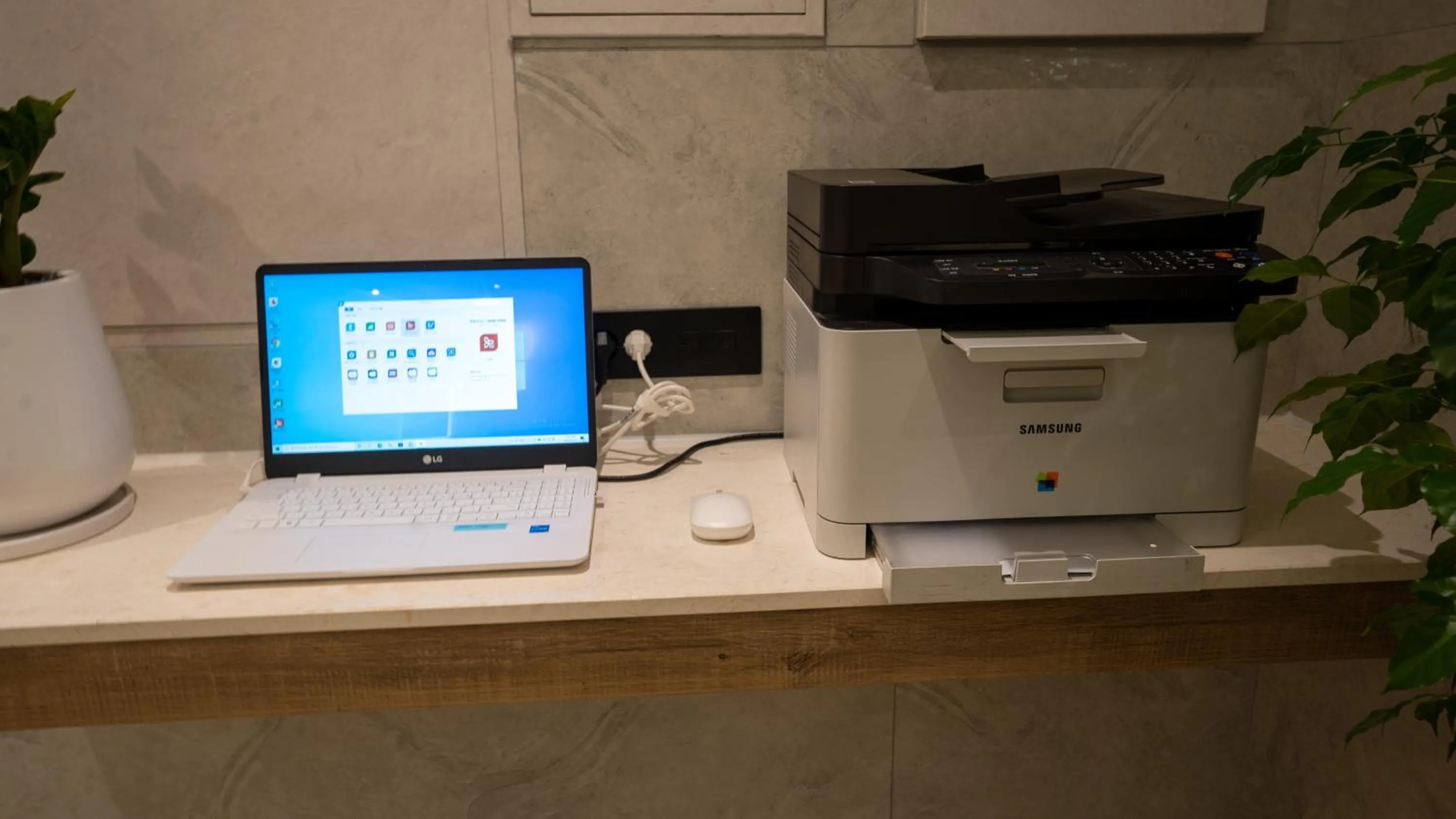 Lobby or reception in LABE Hotel