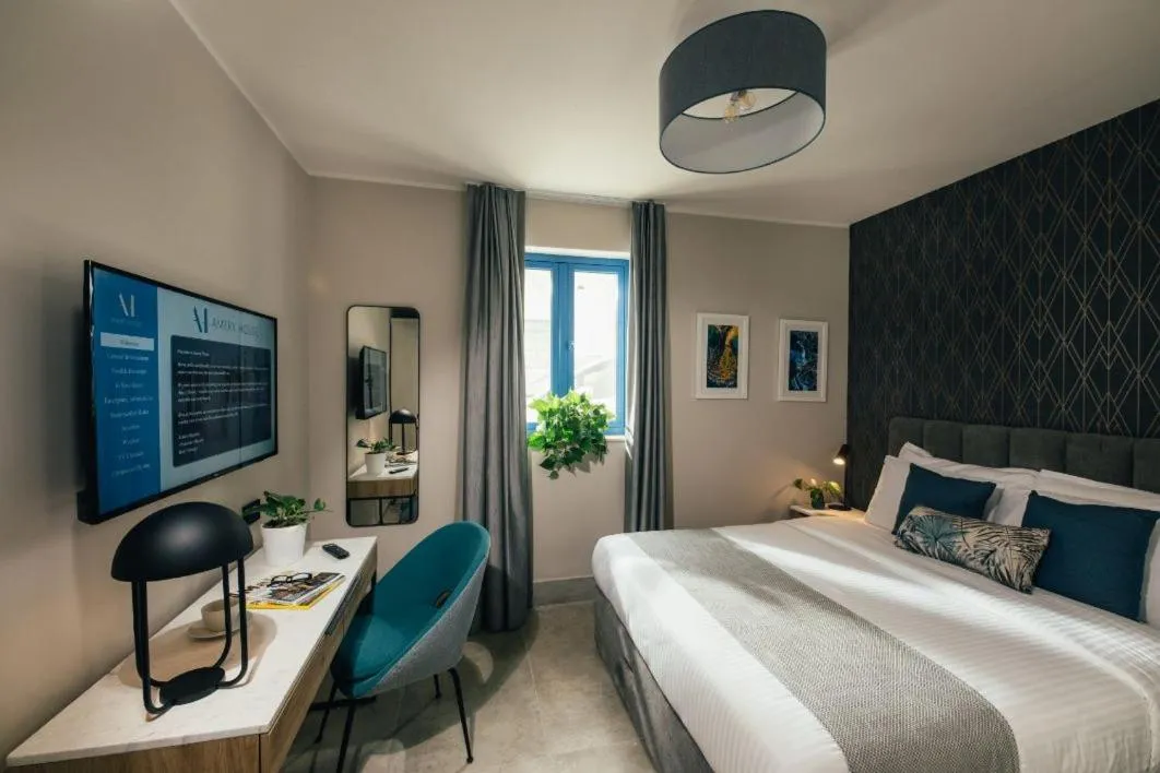 Photo of the whole room, Bed in Amery House