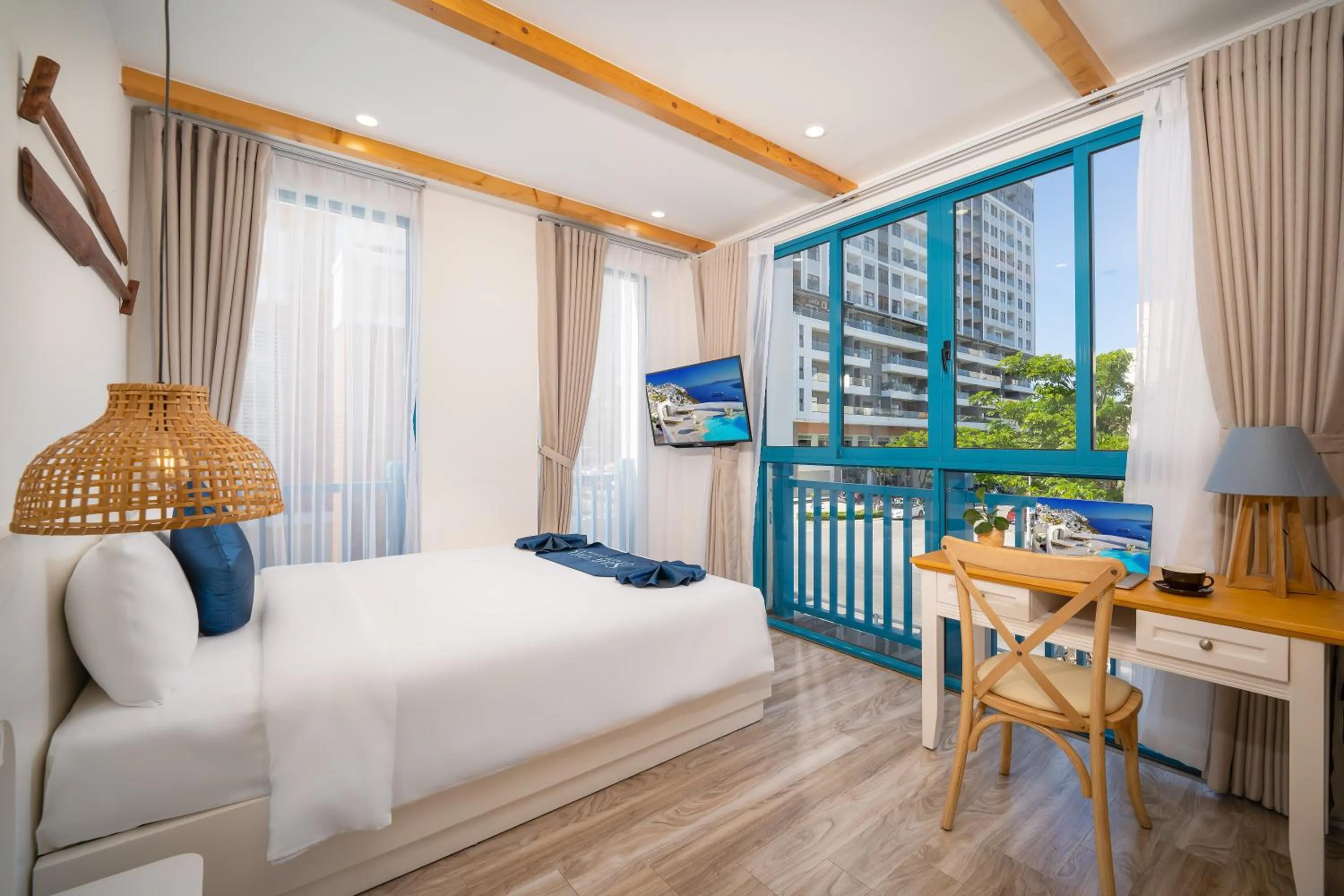 Shower in Santori Hotel And Spa