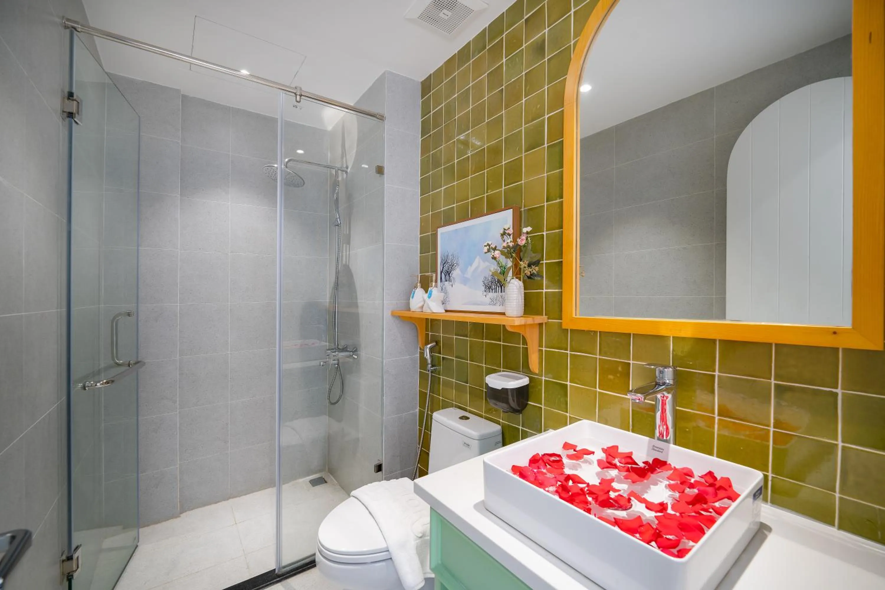 Bathroom in Santori Hotel And Spa