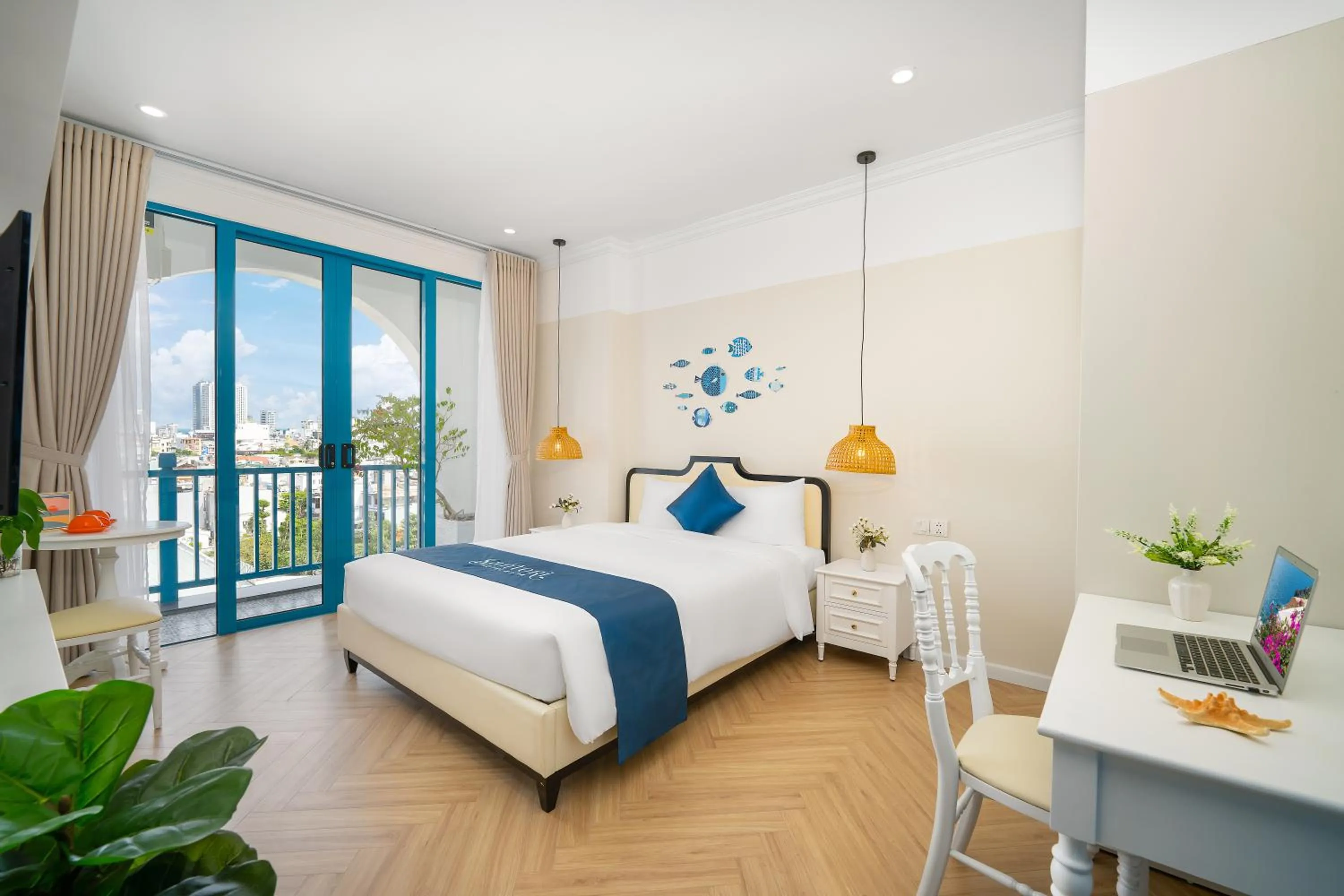 Bed in Santori Hotel And Spa