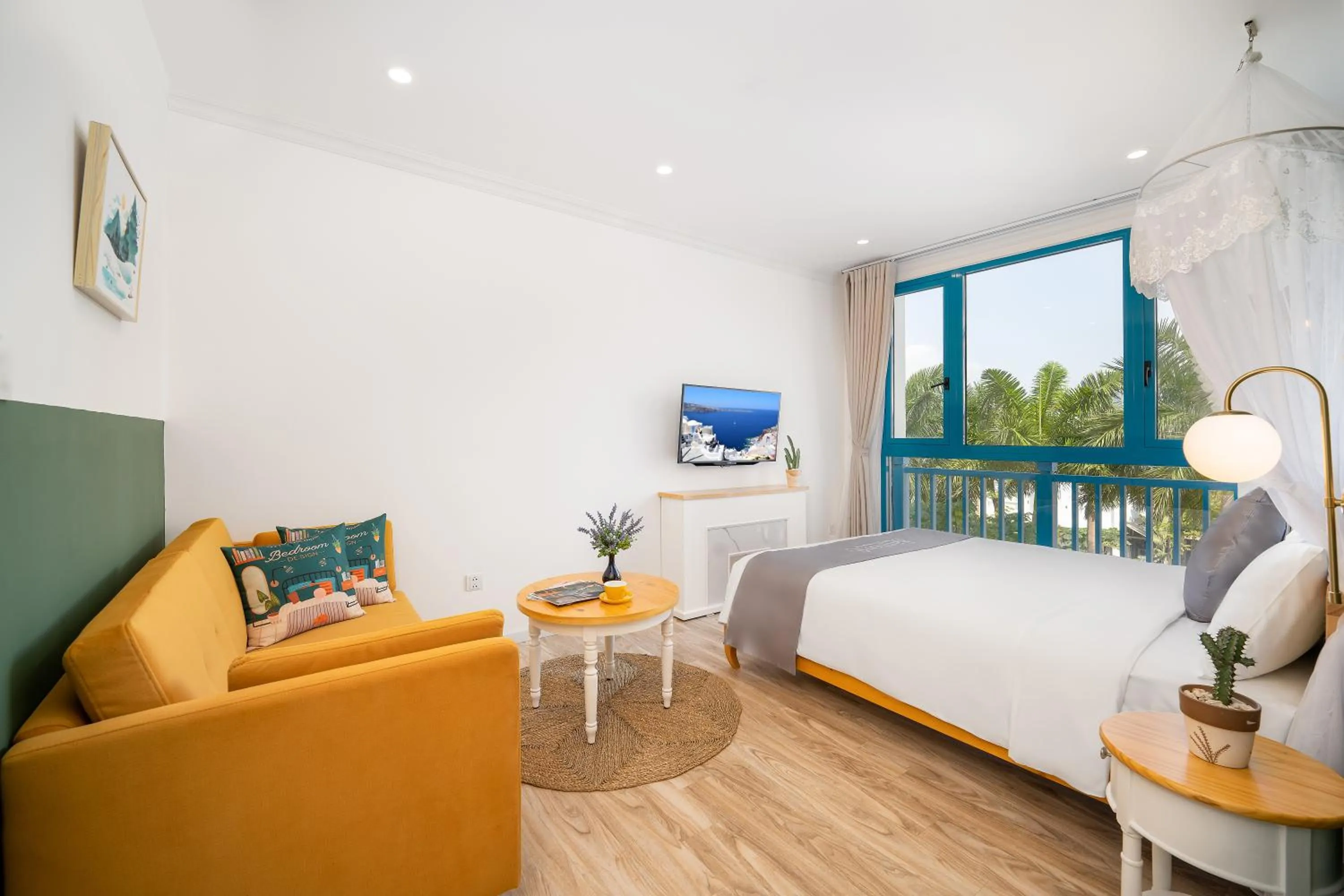 Photo of the whole room in Santori Hotel And Spa