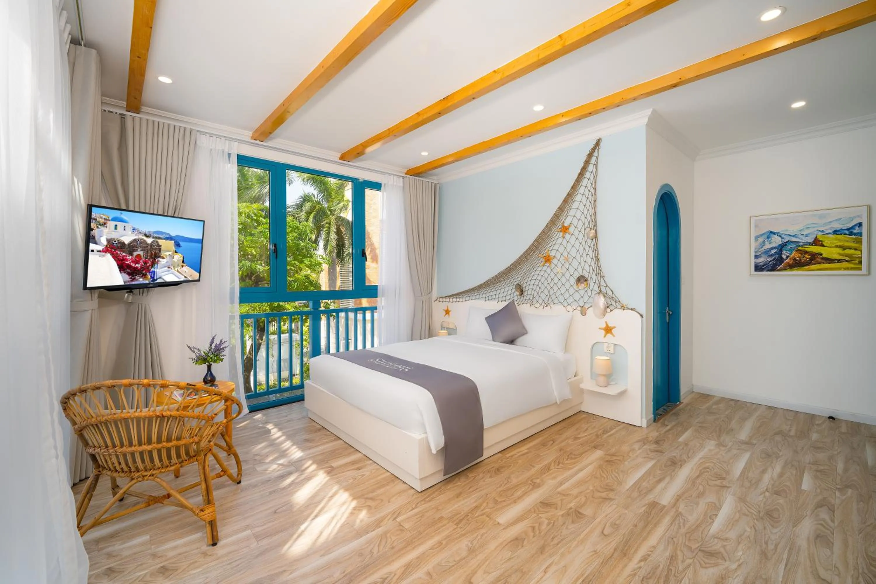 Photo of the whole room in Santori Hotel And Spa