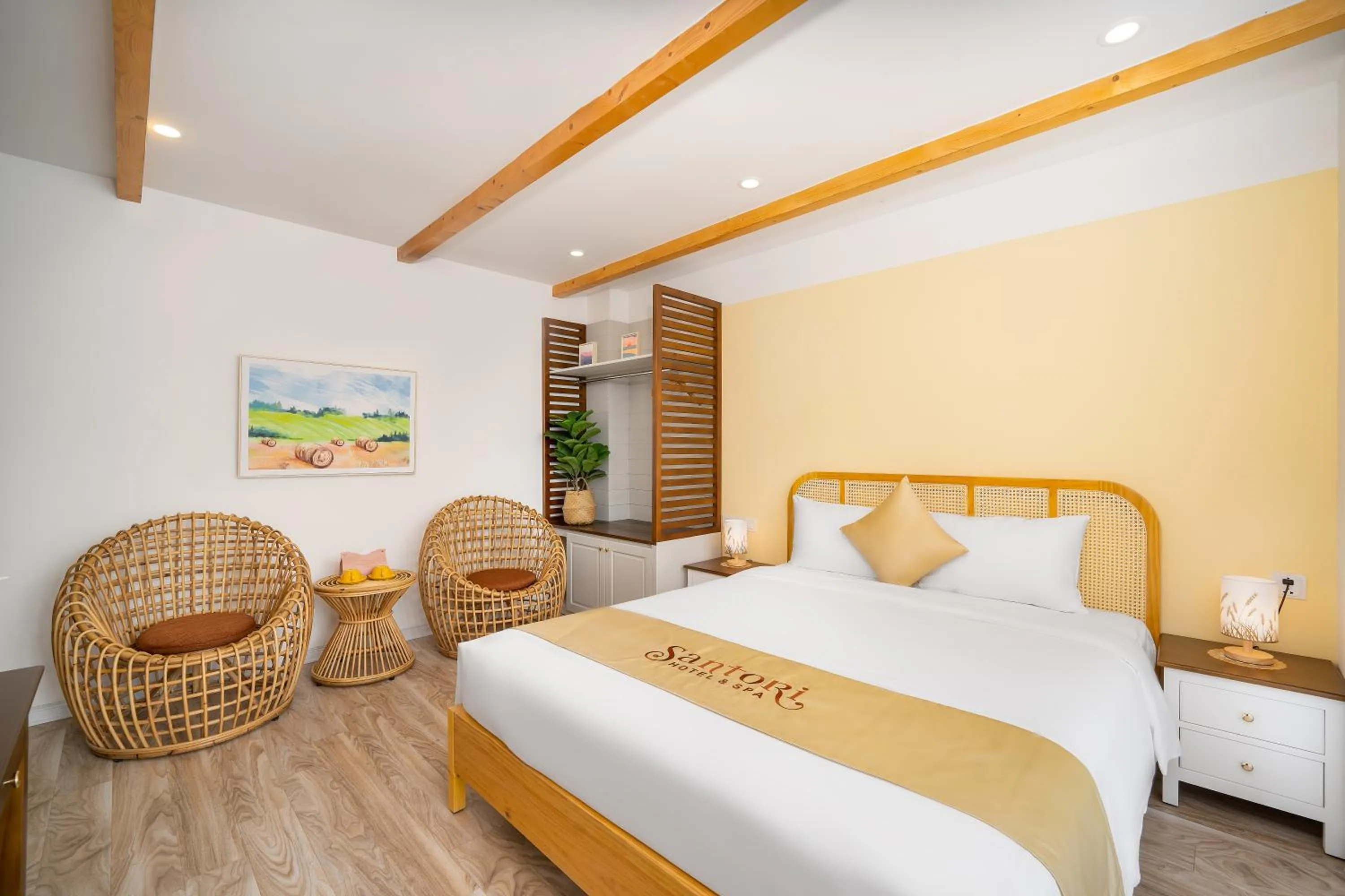 Photo of the whole room in Santori Hotel And Spa