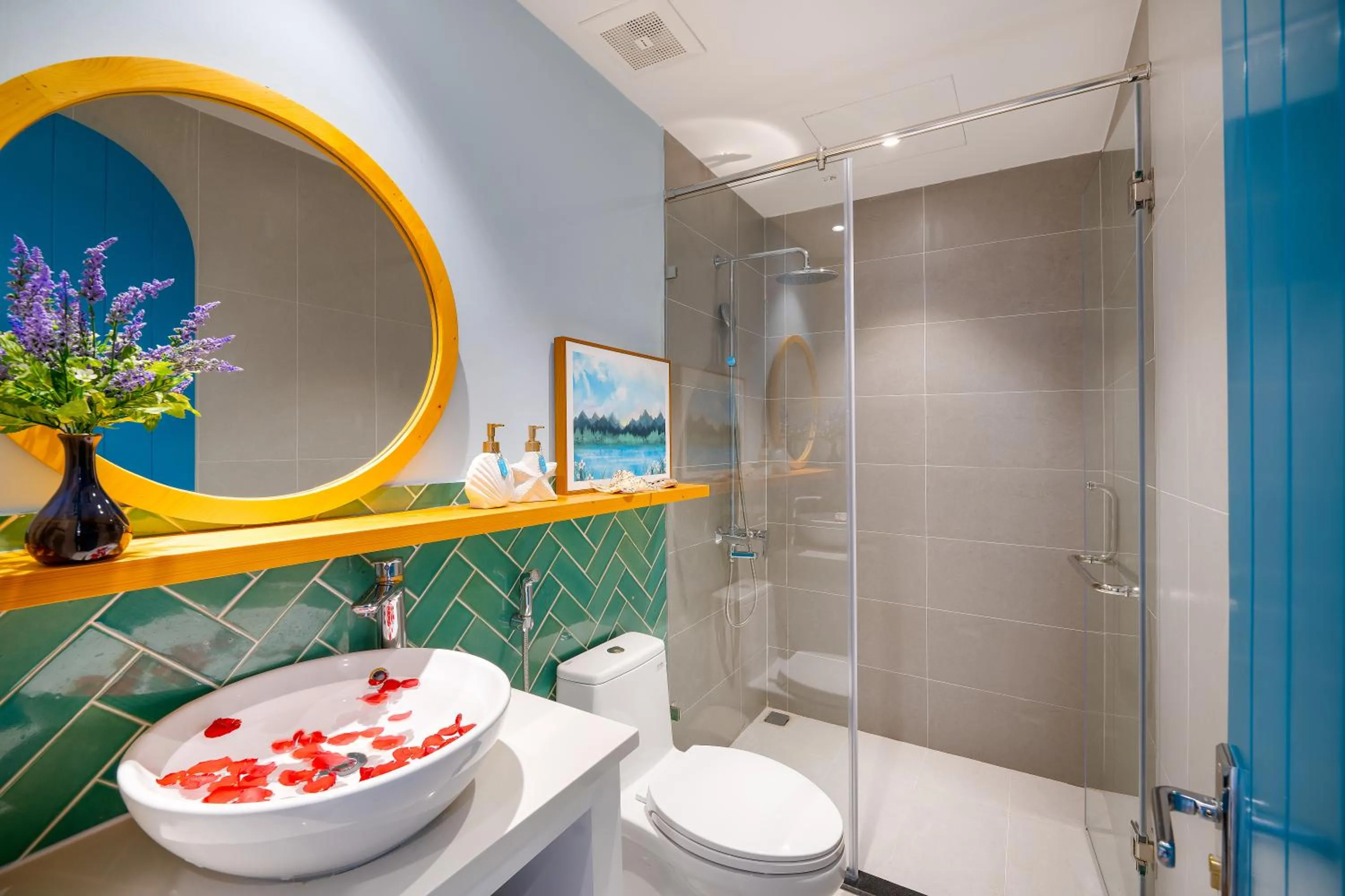 Bathroom in Santori Hotel And Spa