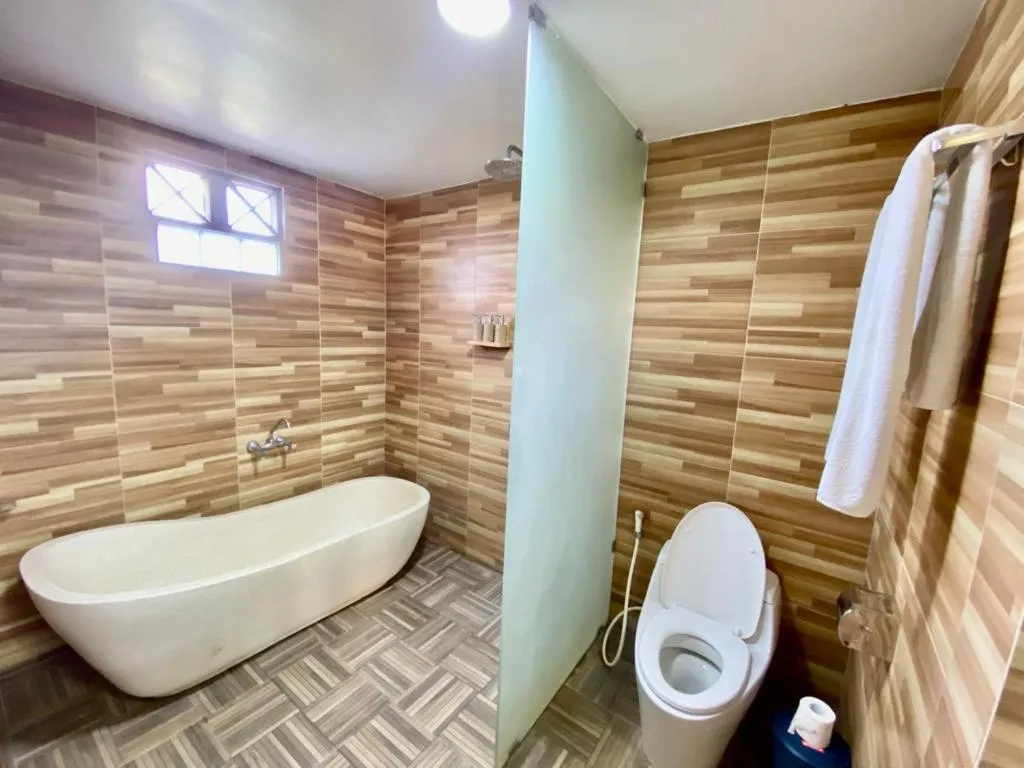 Shower in Sridewi Villas Ubud