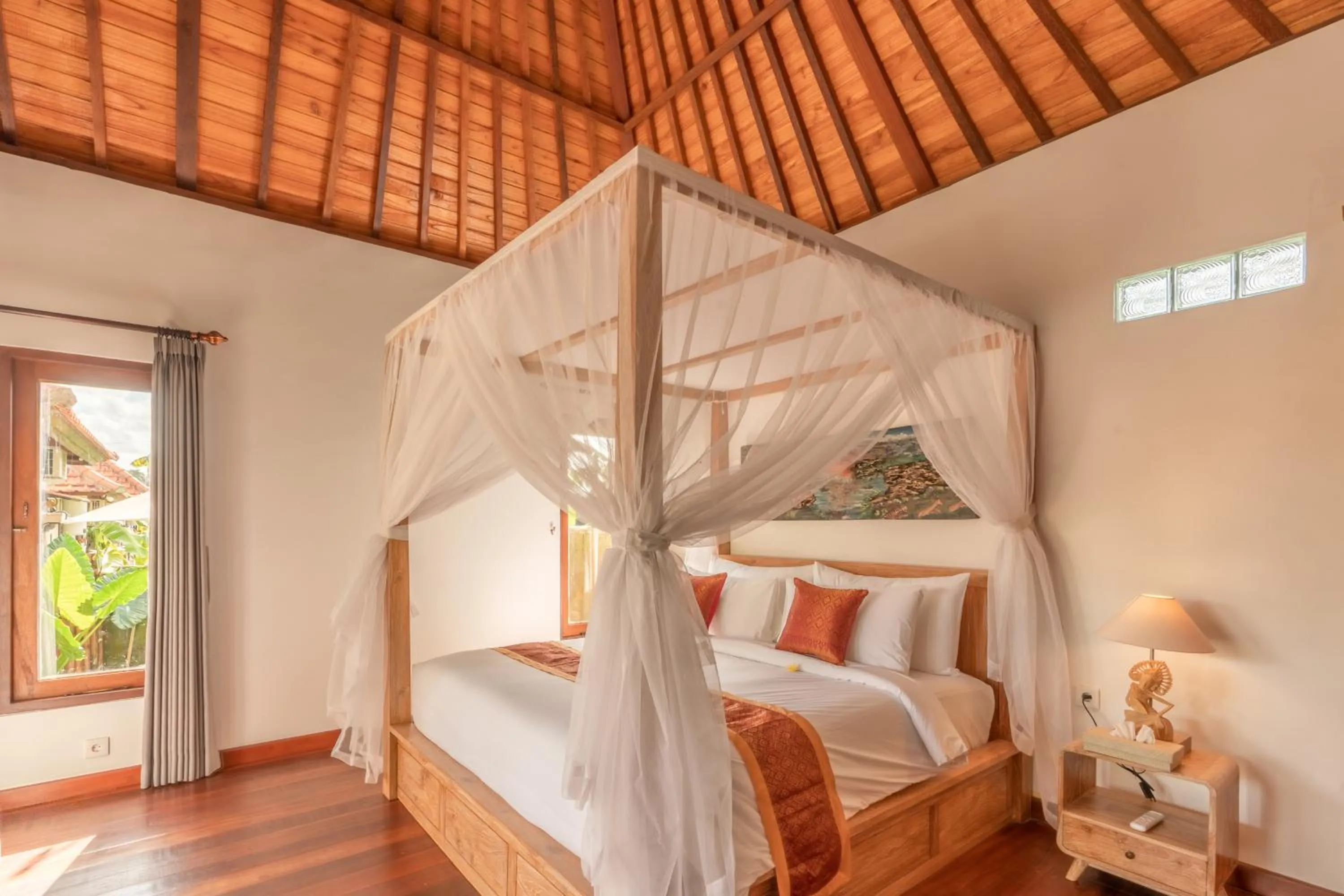 Bed in Sridewi Villas Ubud