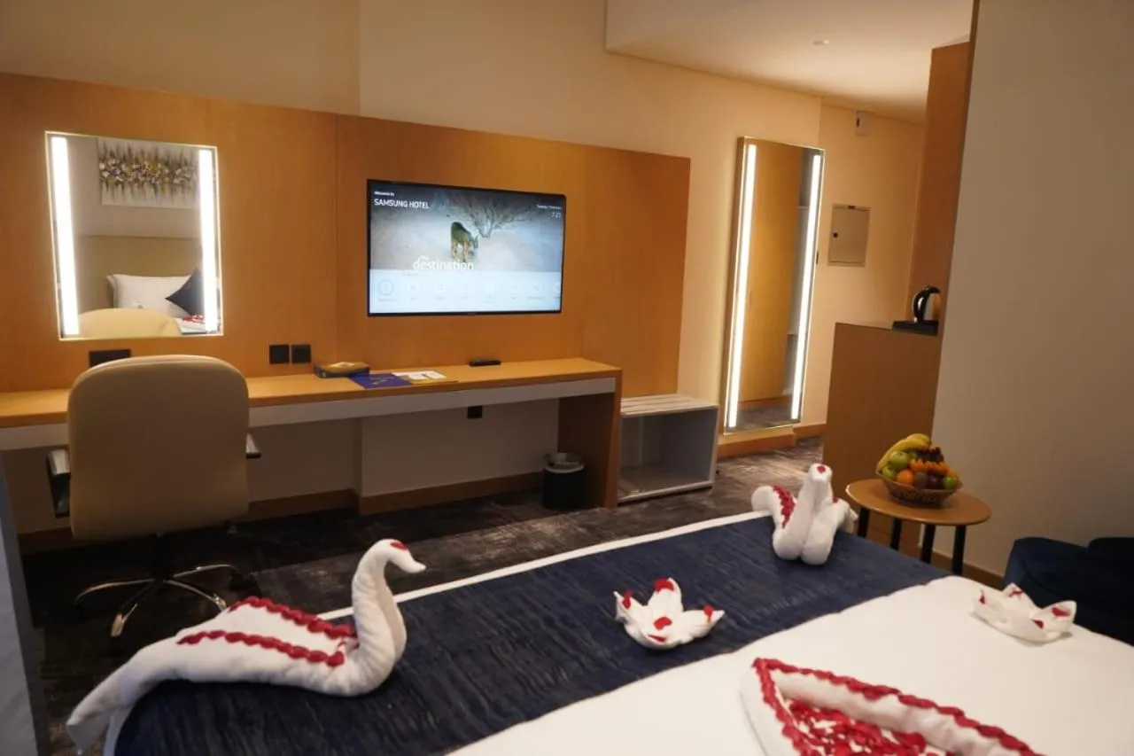 Bed in AL HAYAT HOTEL