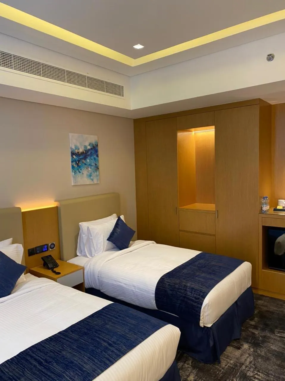 Bed in AL HAYAT HOTEL