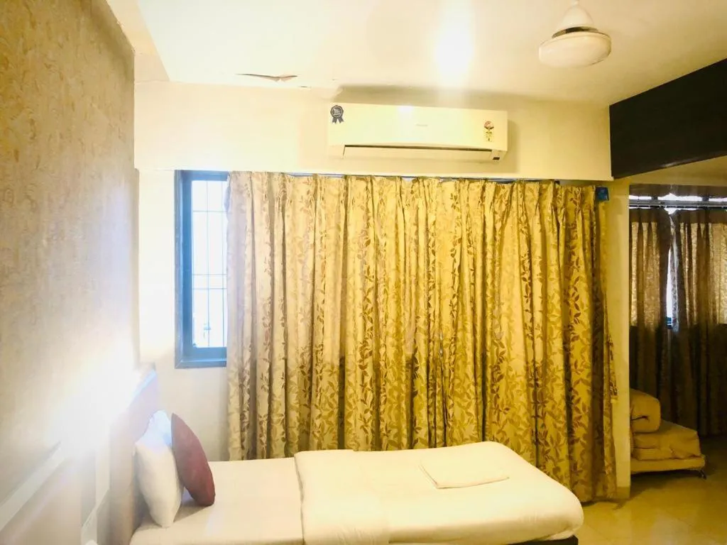 HOTEL SHARADA INTERNATIONAL