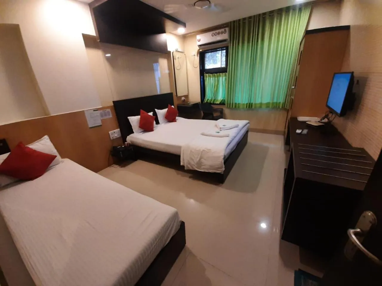 HOTEL SHARADA INTERNATIONAL