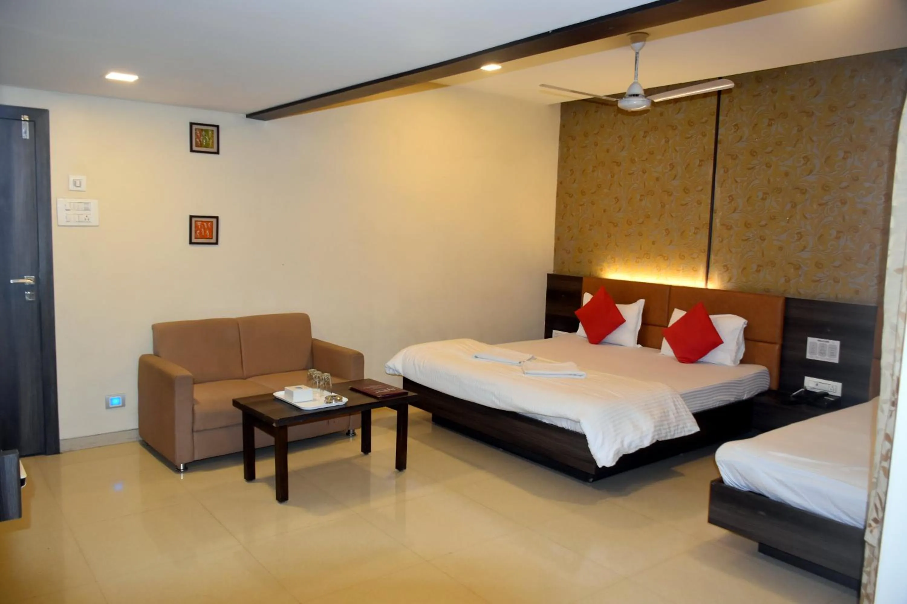 HOTEL SHARADA INTERNATIONAL