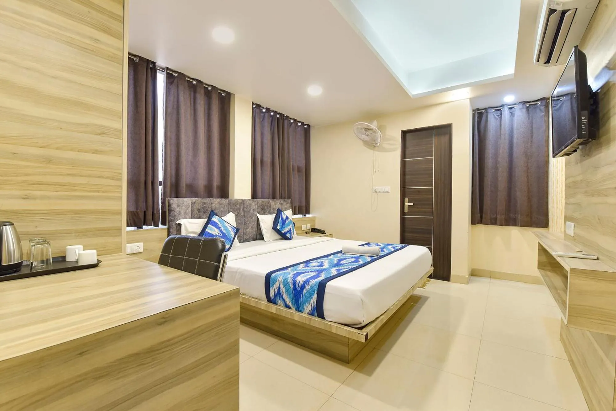 Bed in FabHotel Pink City - World Trade Park