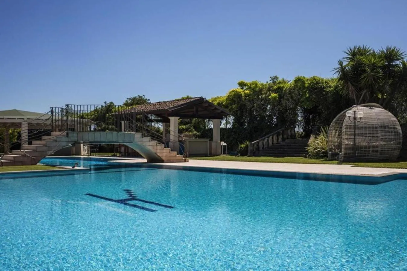 Pool view in Hotel Hermitage