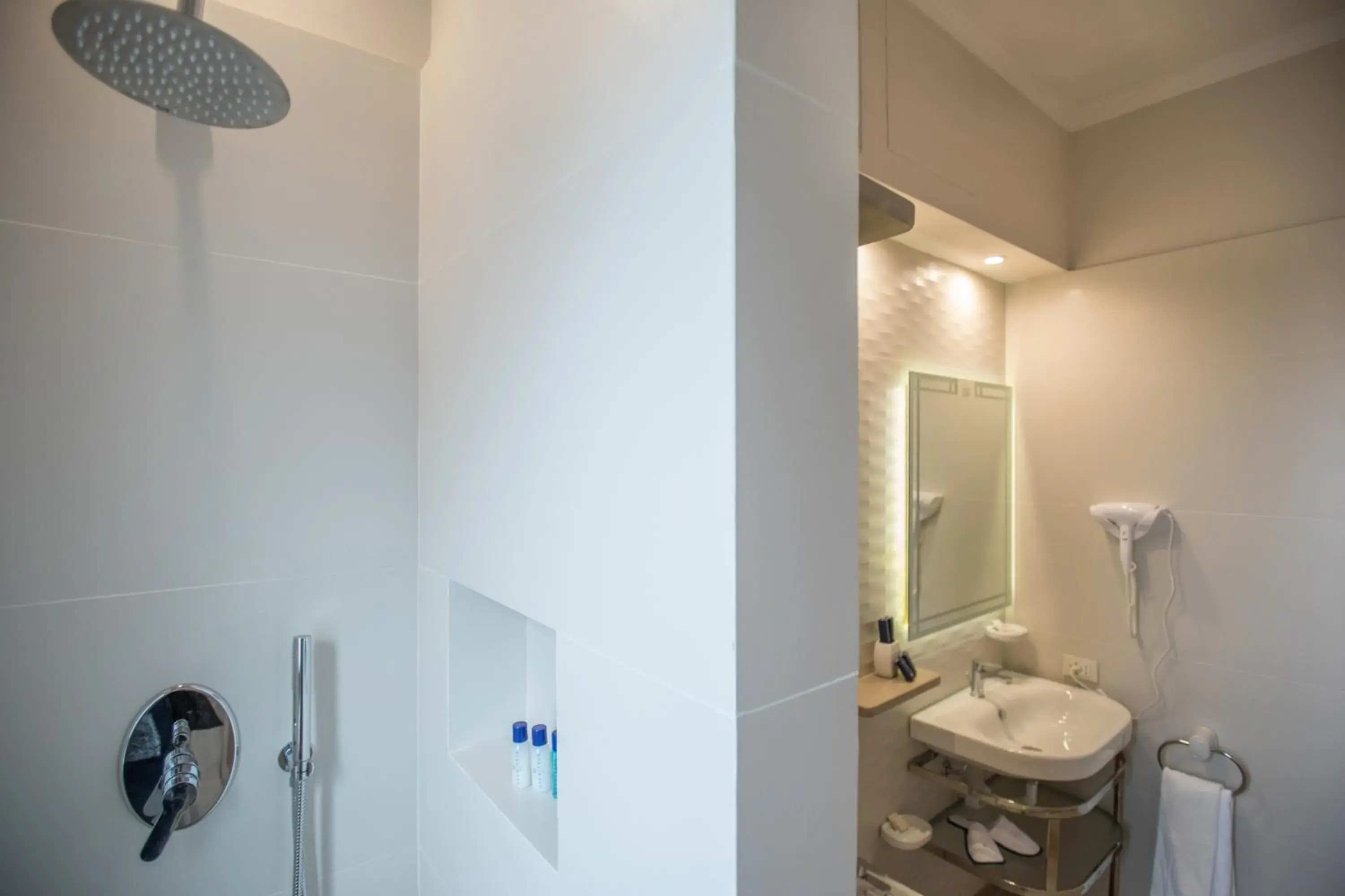 Classic Double or Twin Room in Hotel Hermitage Classic Double or Twin Room in Hotel Hermitage