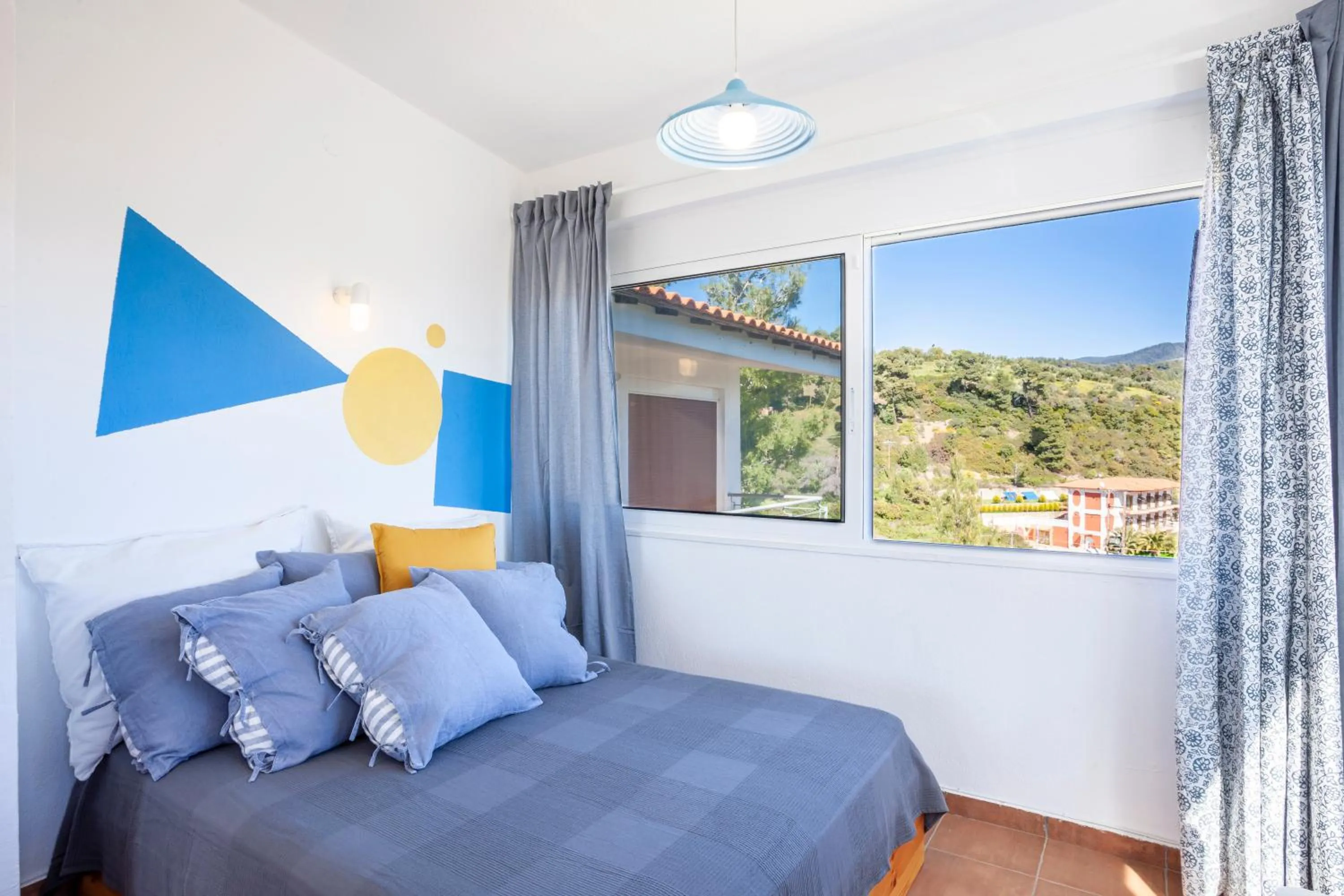 Bed in Alterra Vita Homes By the Sea