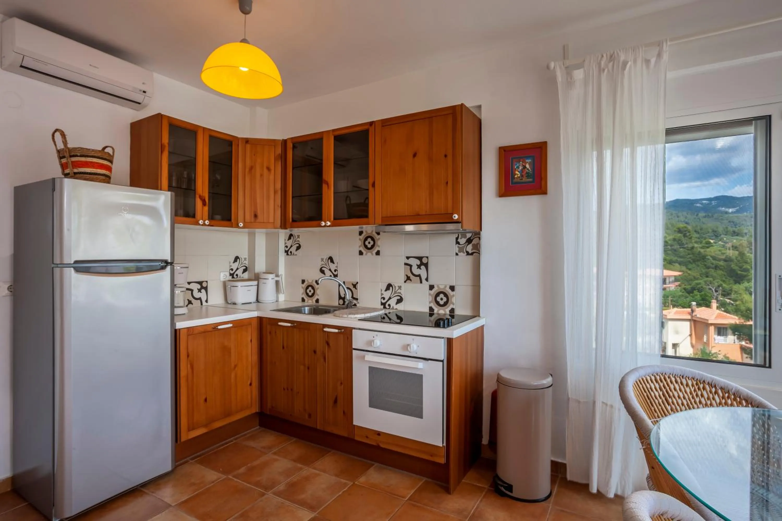 Kitchen or kitchenette in Alterra Vita Homes By the Sea