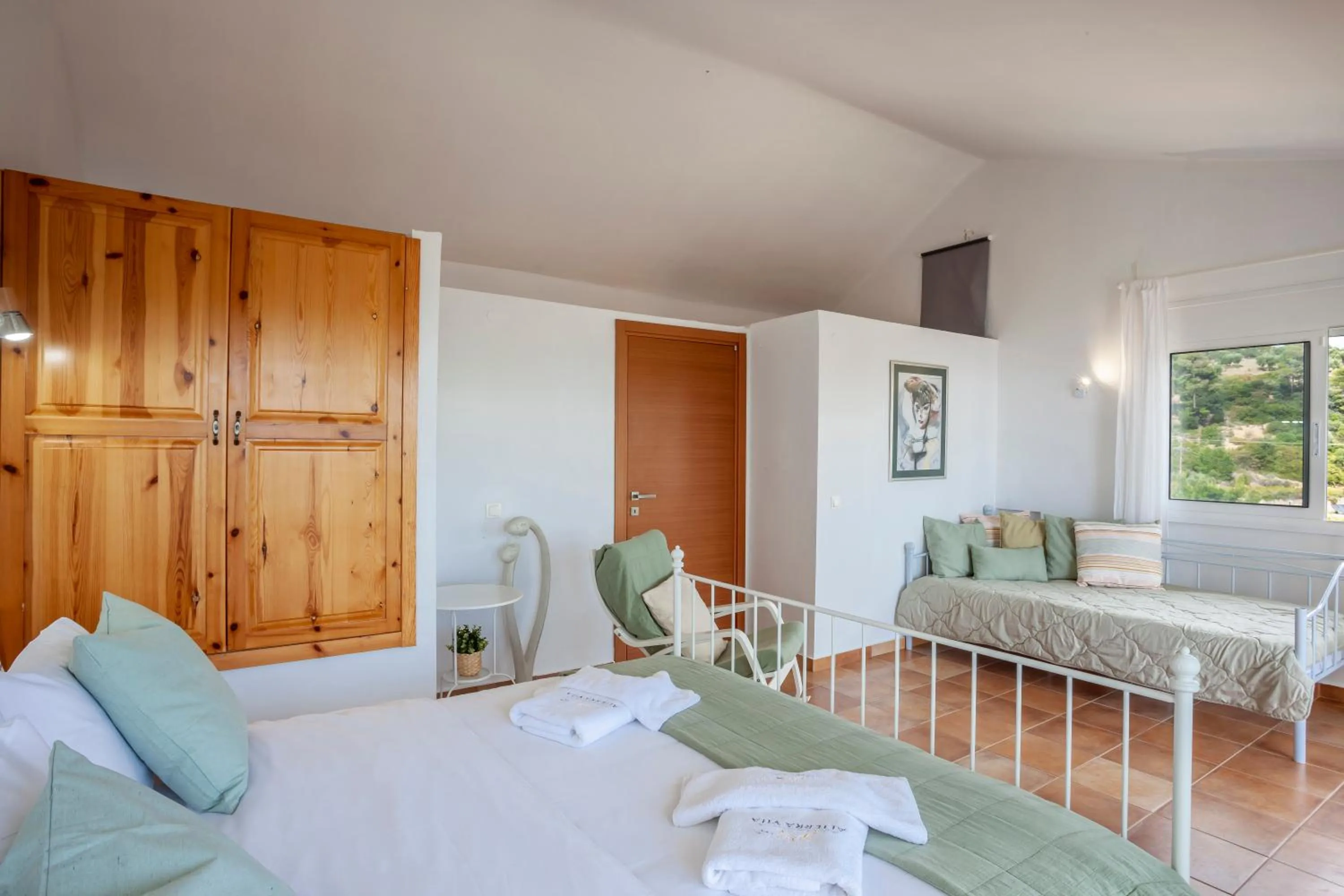 Bed in Alterra Vita Homes By the Sea