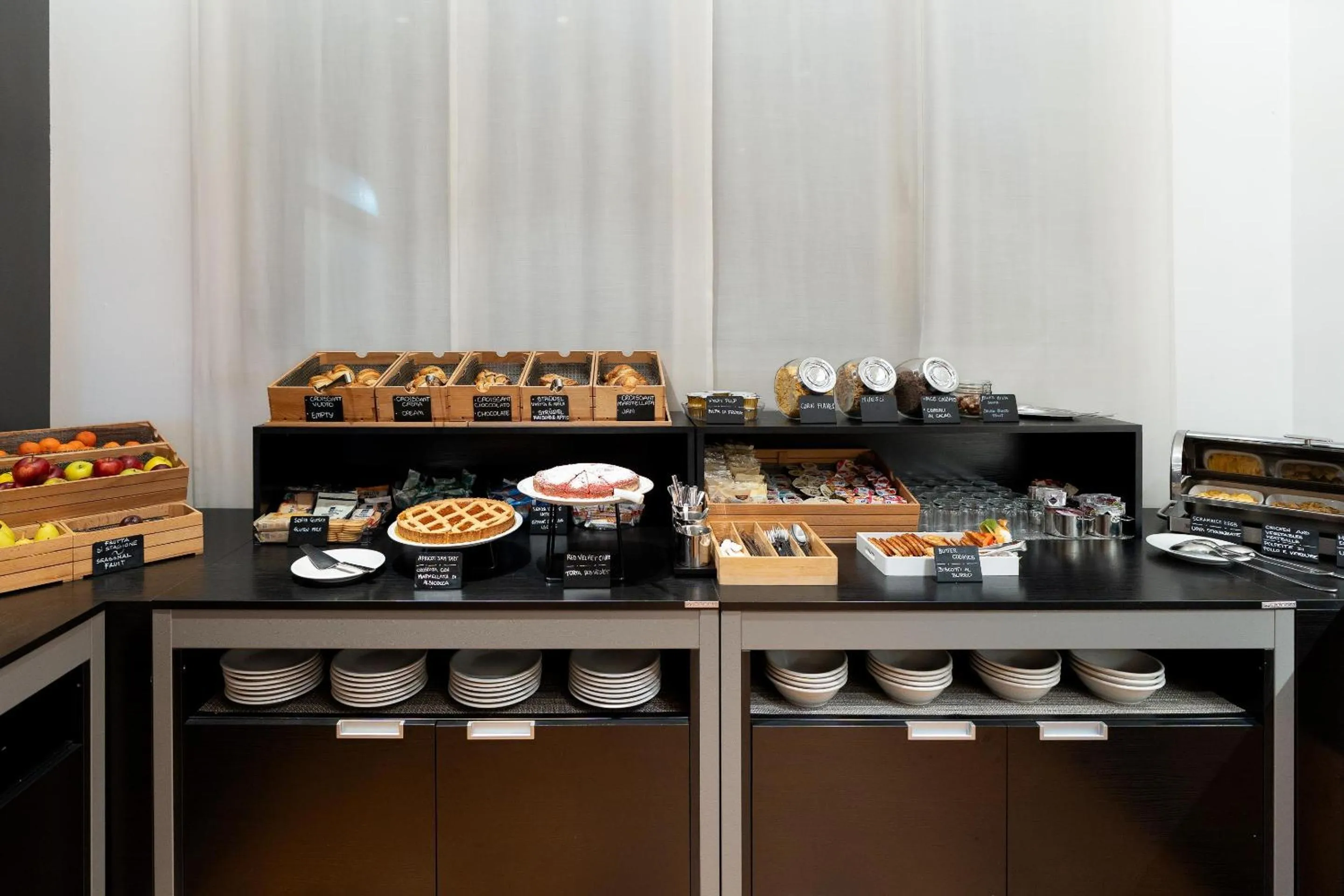 Breakfast in Jet Hotel, Sure Hotel Collection by Best Western