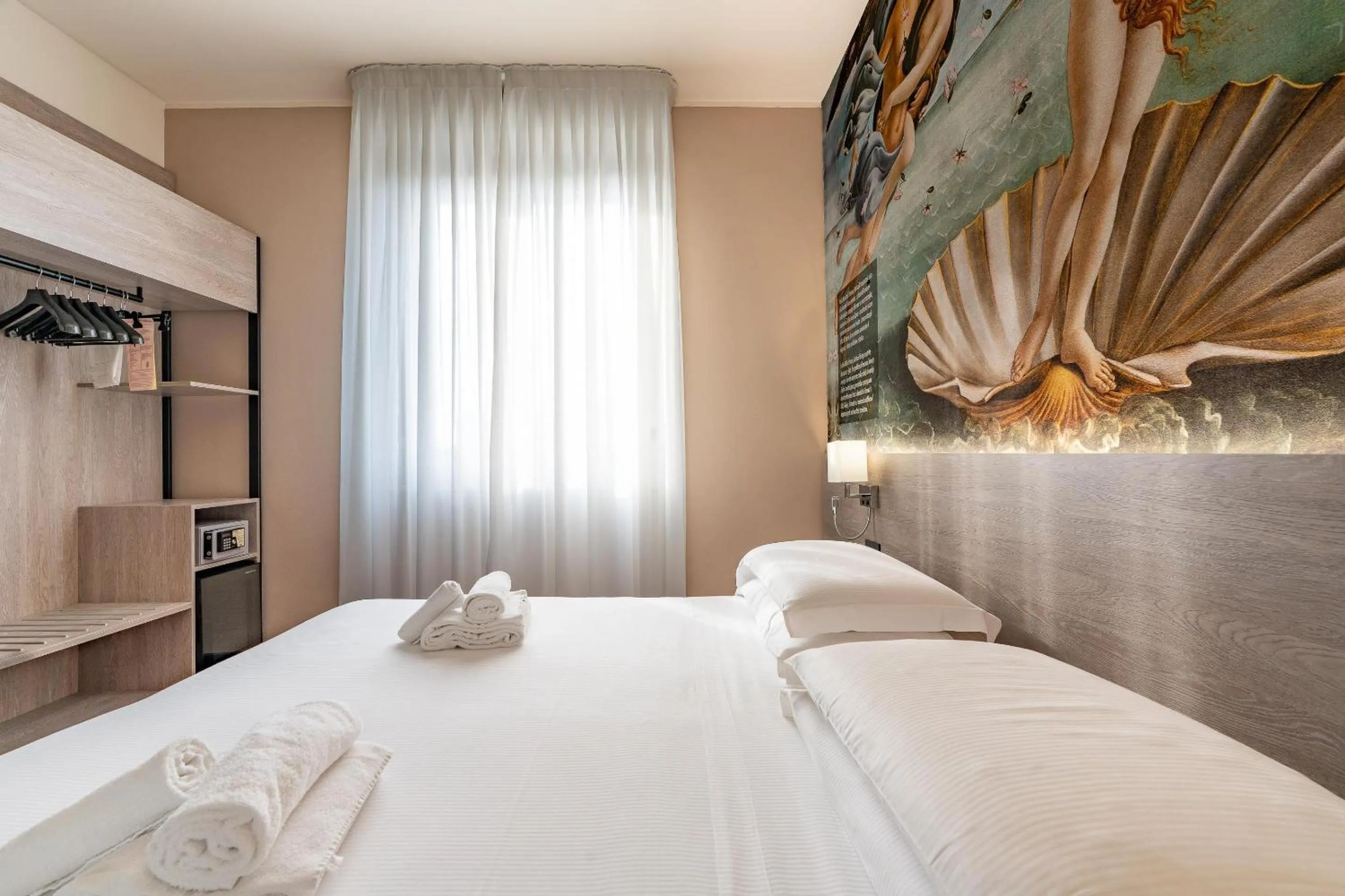 Bedroom, Bed in Jet Hotel, Sure Hotel Collection by Best Western