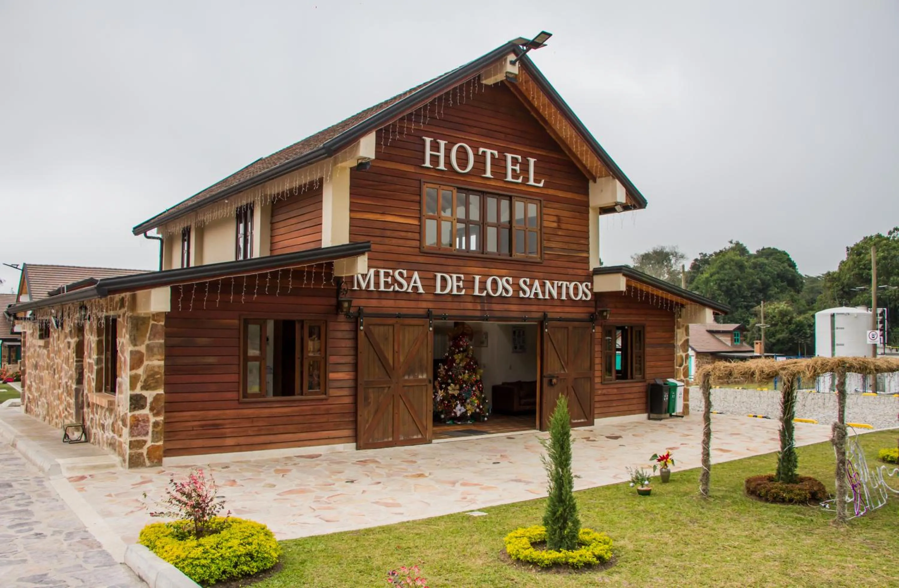 Property building in Hotel Mesa De Los Santos