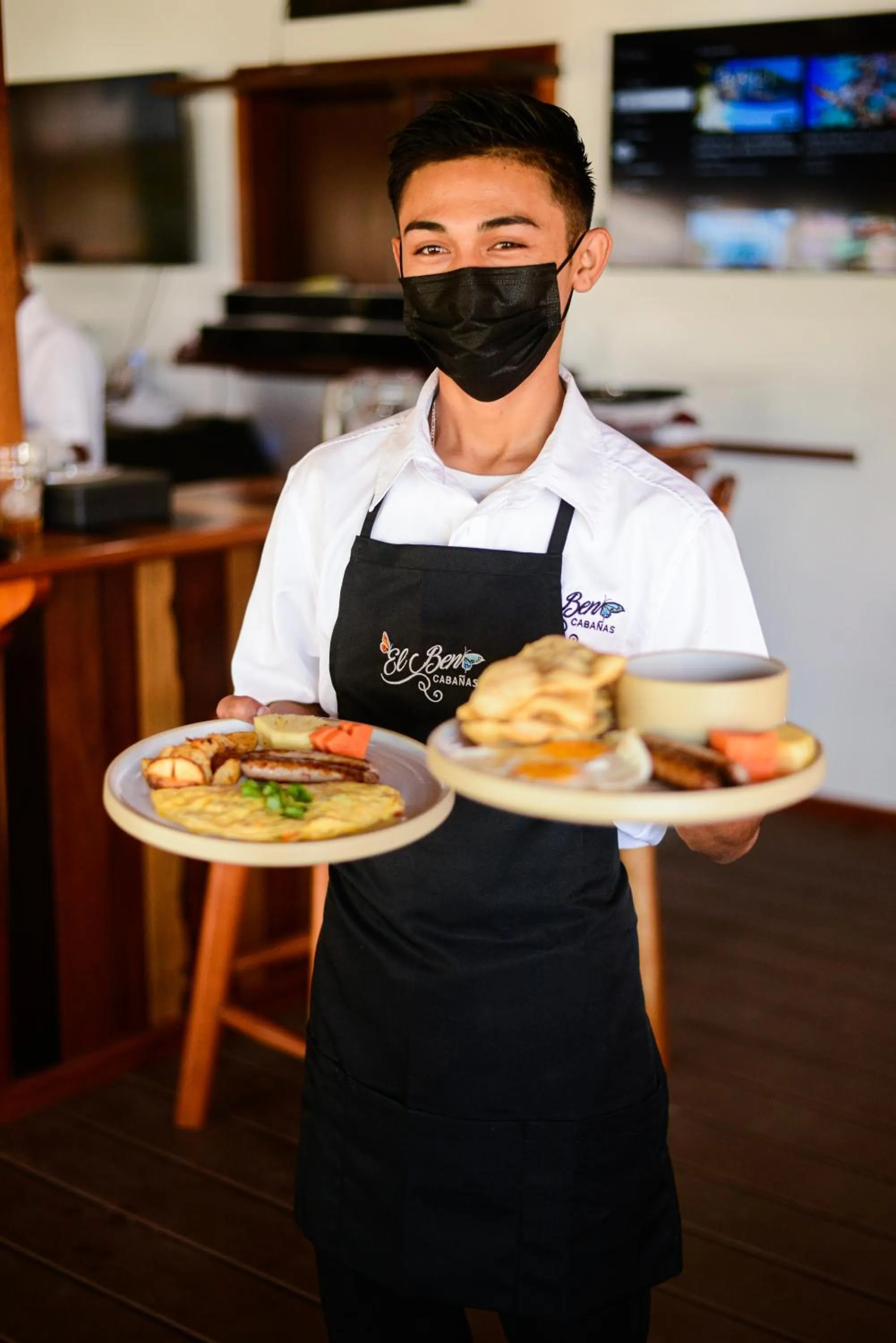 Staff in El Ben Cabañas