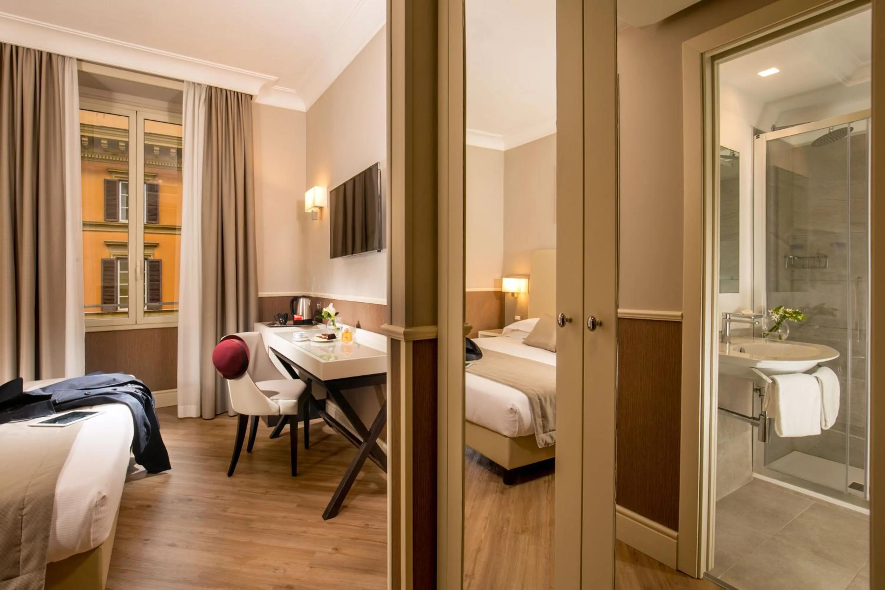 Bed in Ludovisi Palace Hotel