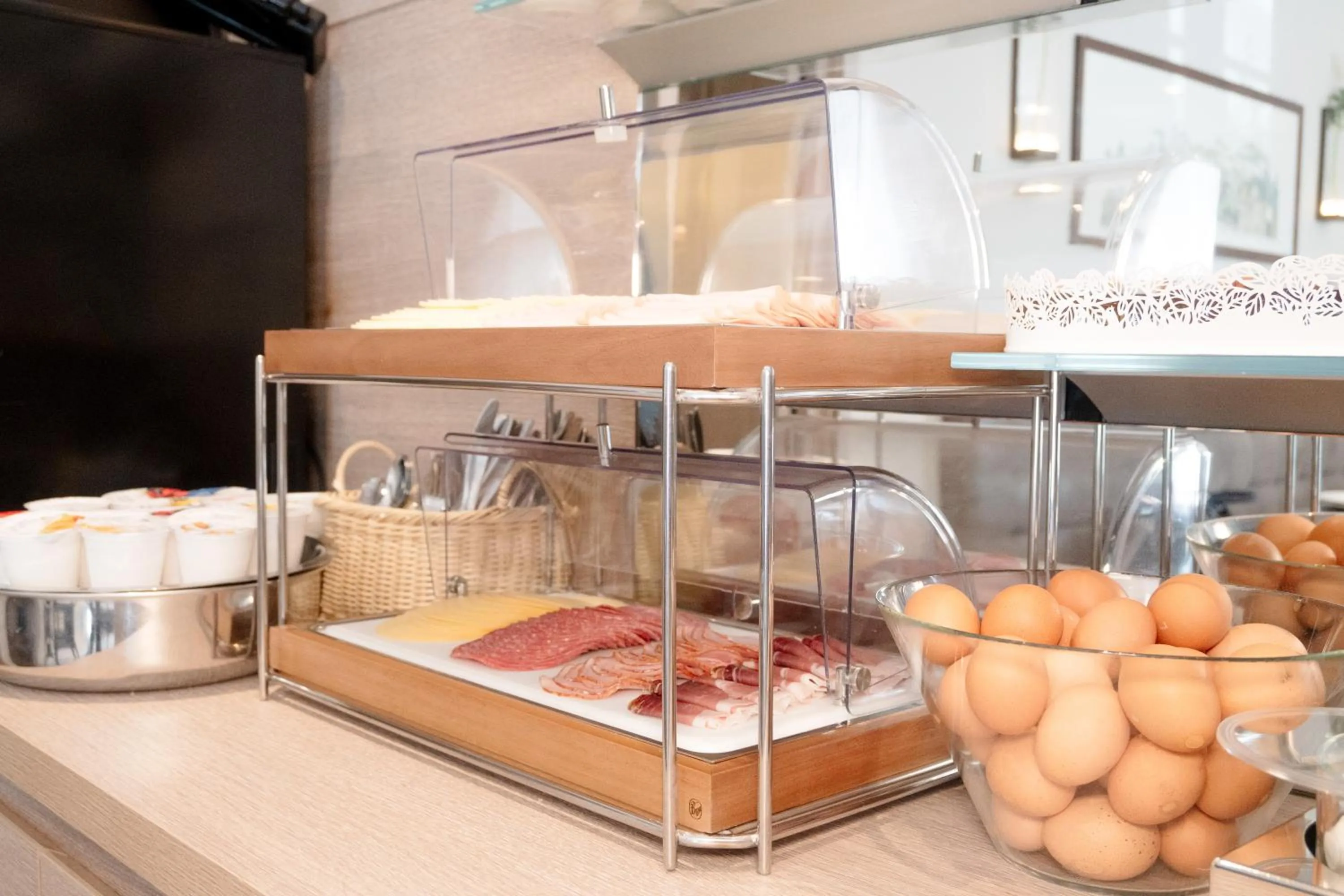 Restaurant/places to eat in Ludovisi Palace Hotel